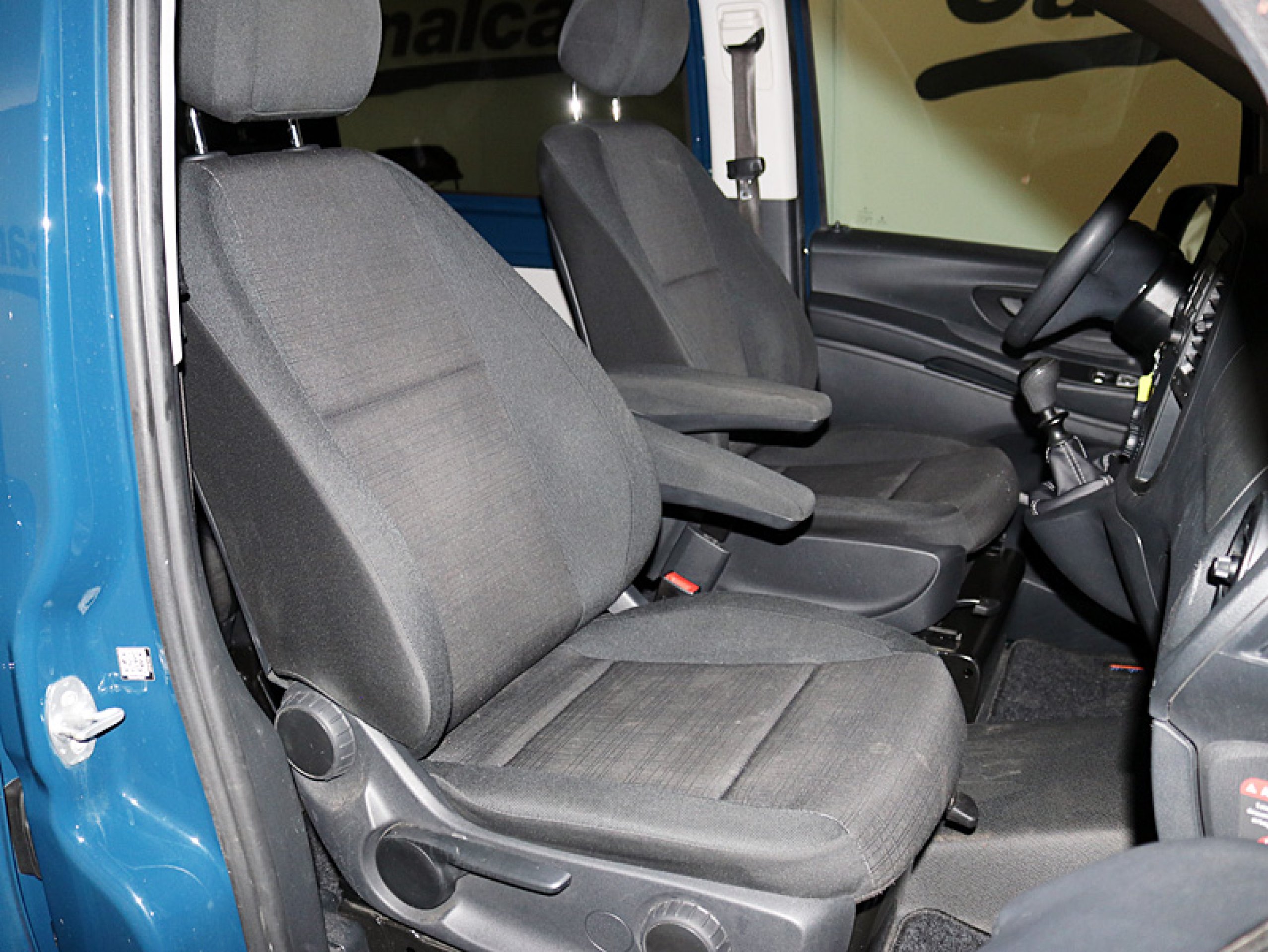 Foto Mercedes-Benz Vito 14