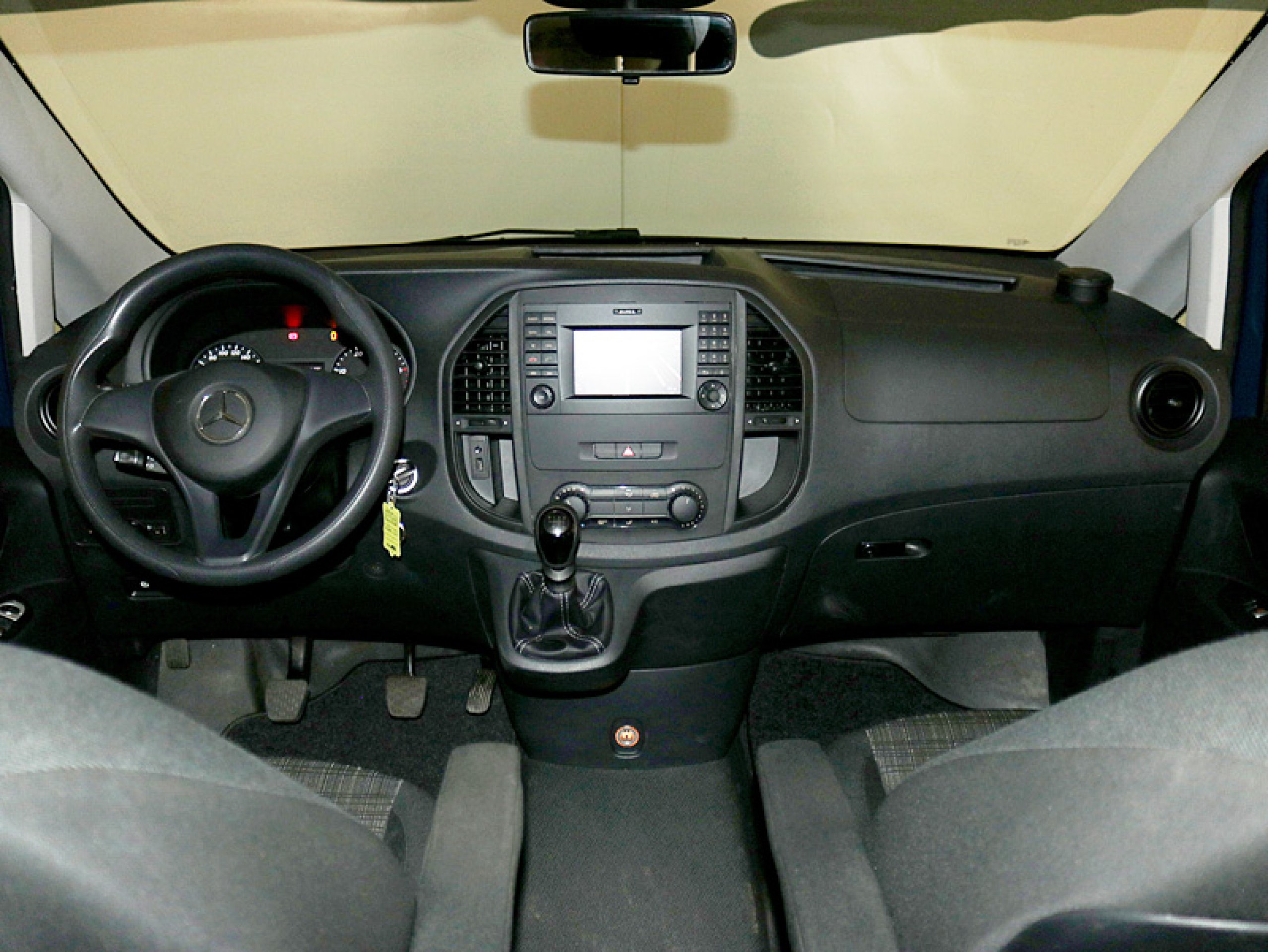 Foto Mercedes-Benz Vito 21