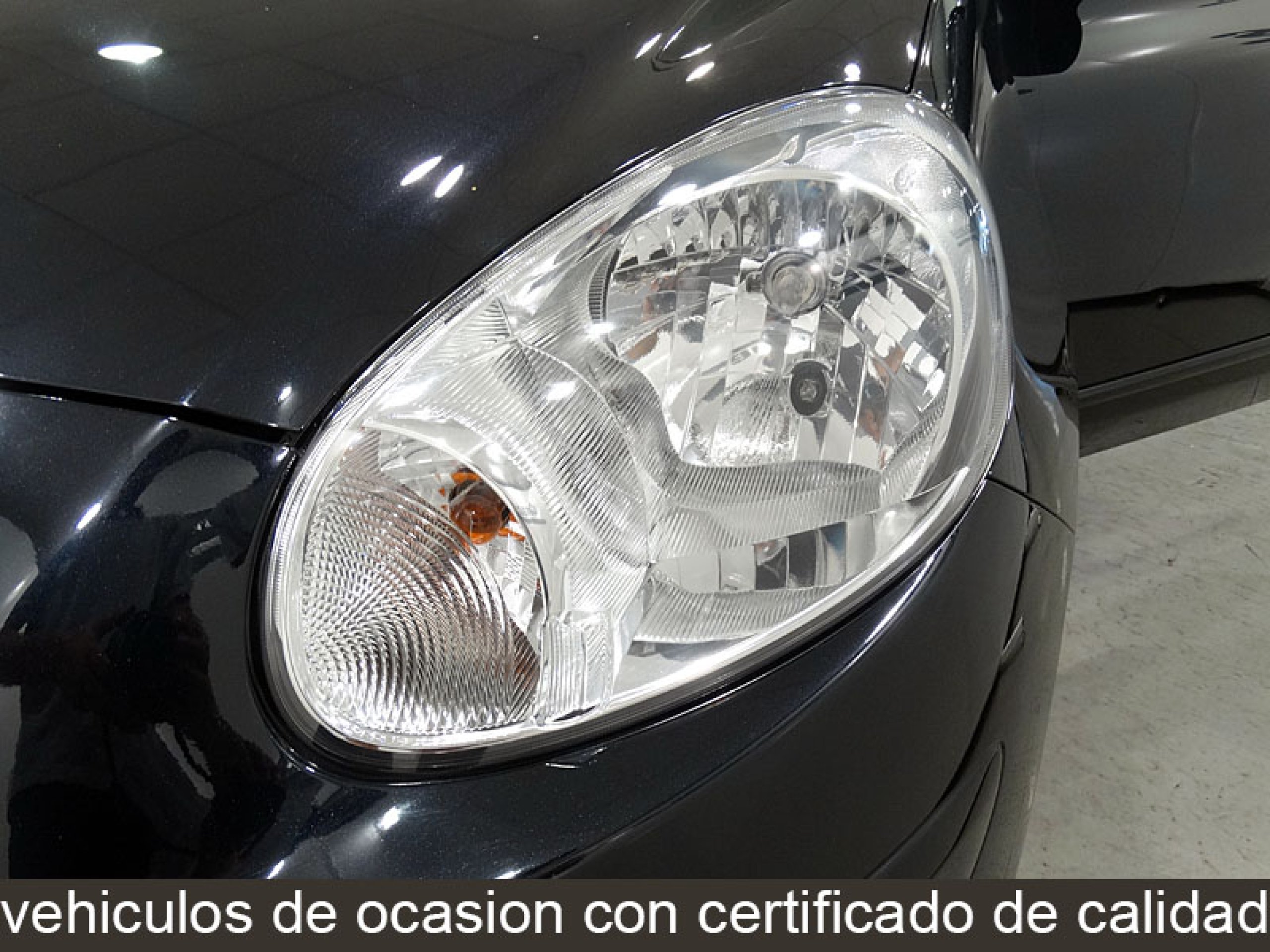 Foto Nissan Micra 11