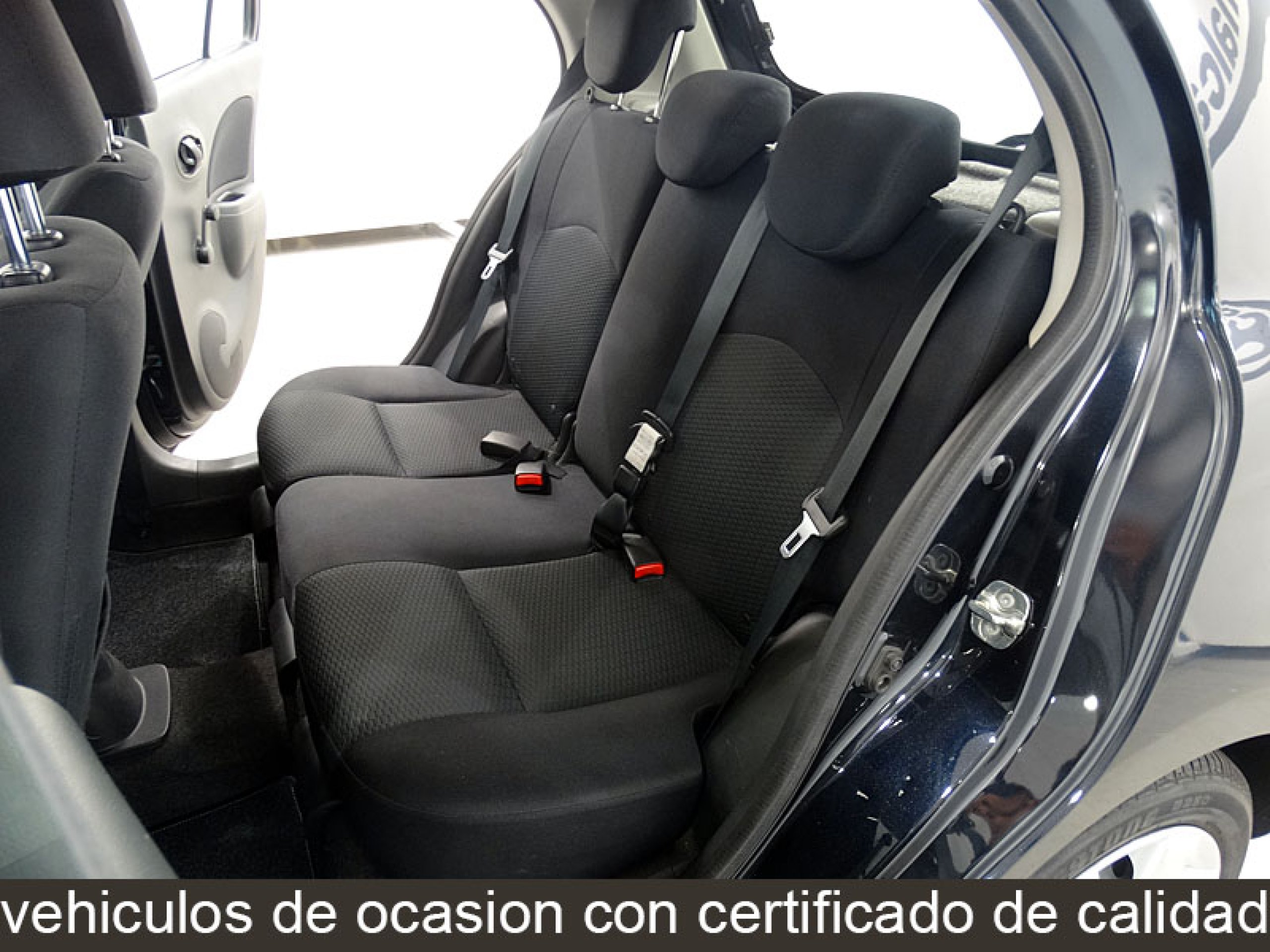 Foto Nissan Micra 15