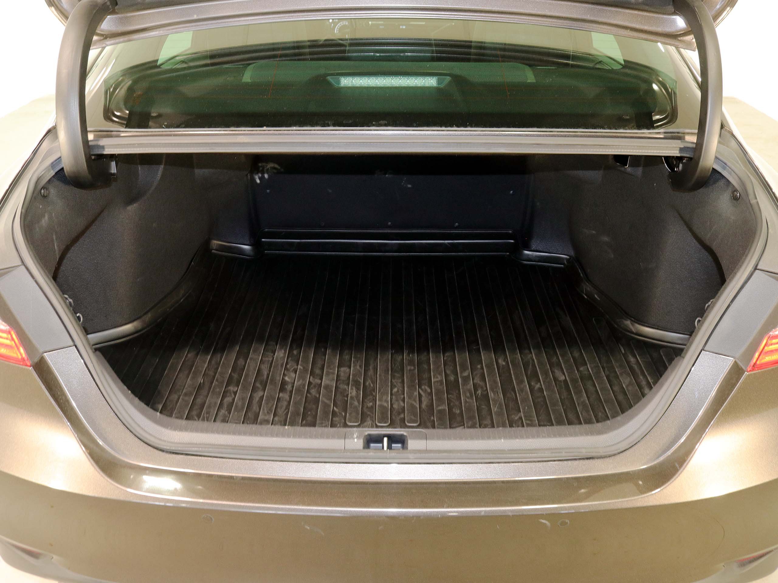 Foto Toyota Camry 8