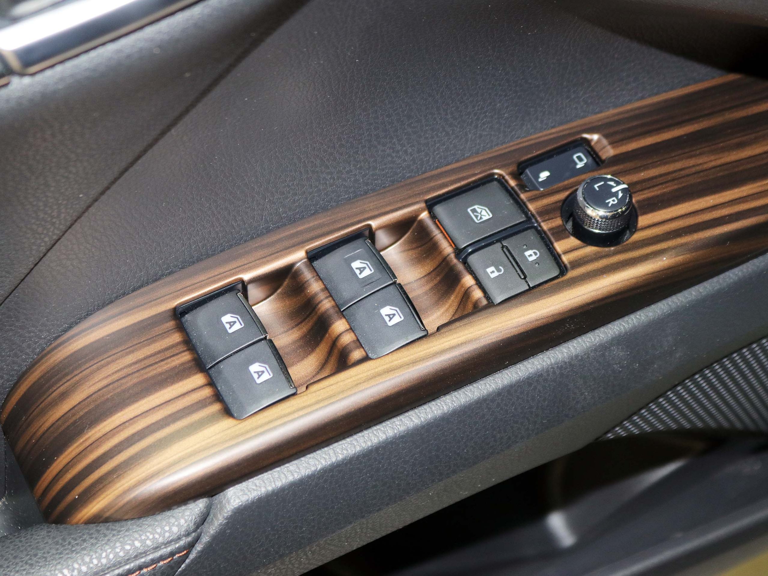 Foto Toyota Camry 29