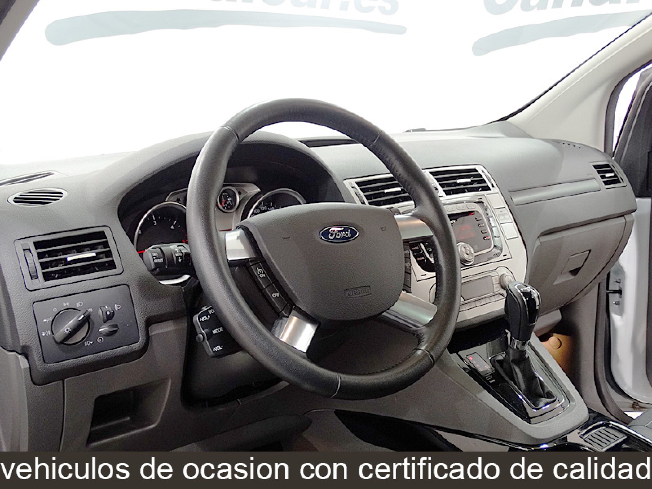 Foto Ford Kuga 24