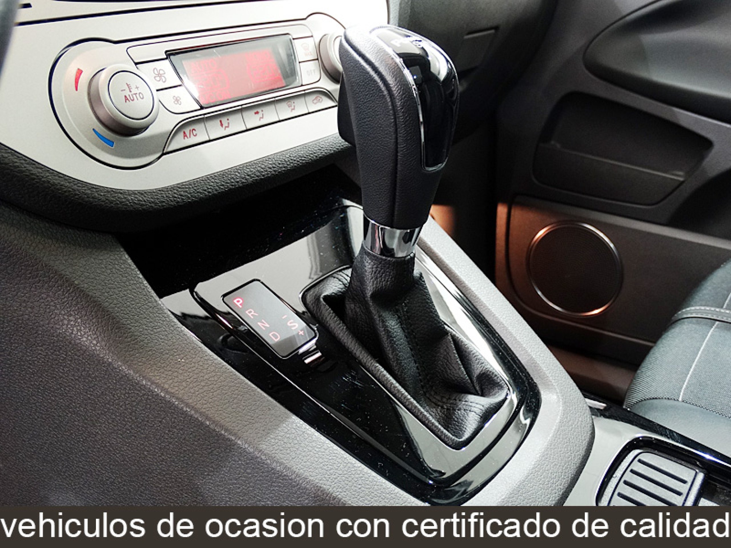 Foto Ford Kuga 27