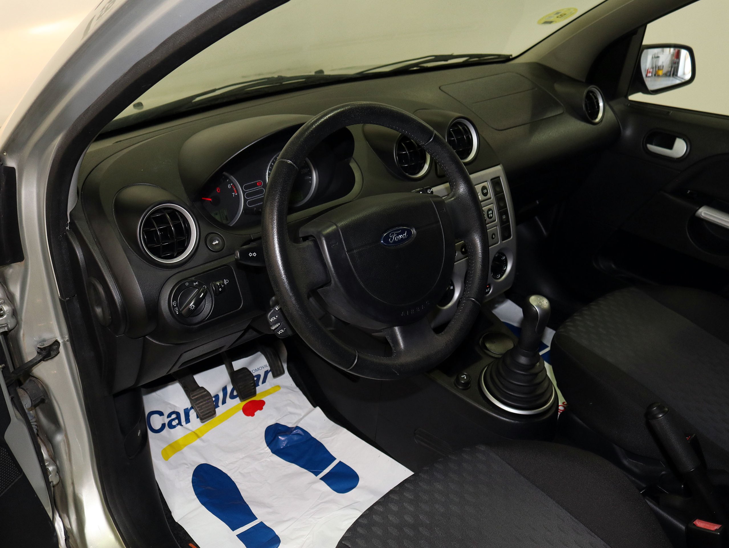 Foto Ford Fiesta 13