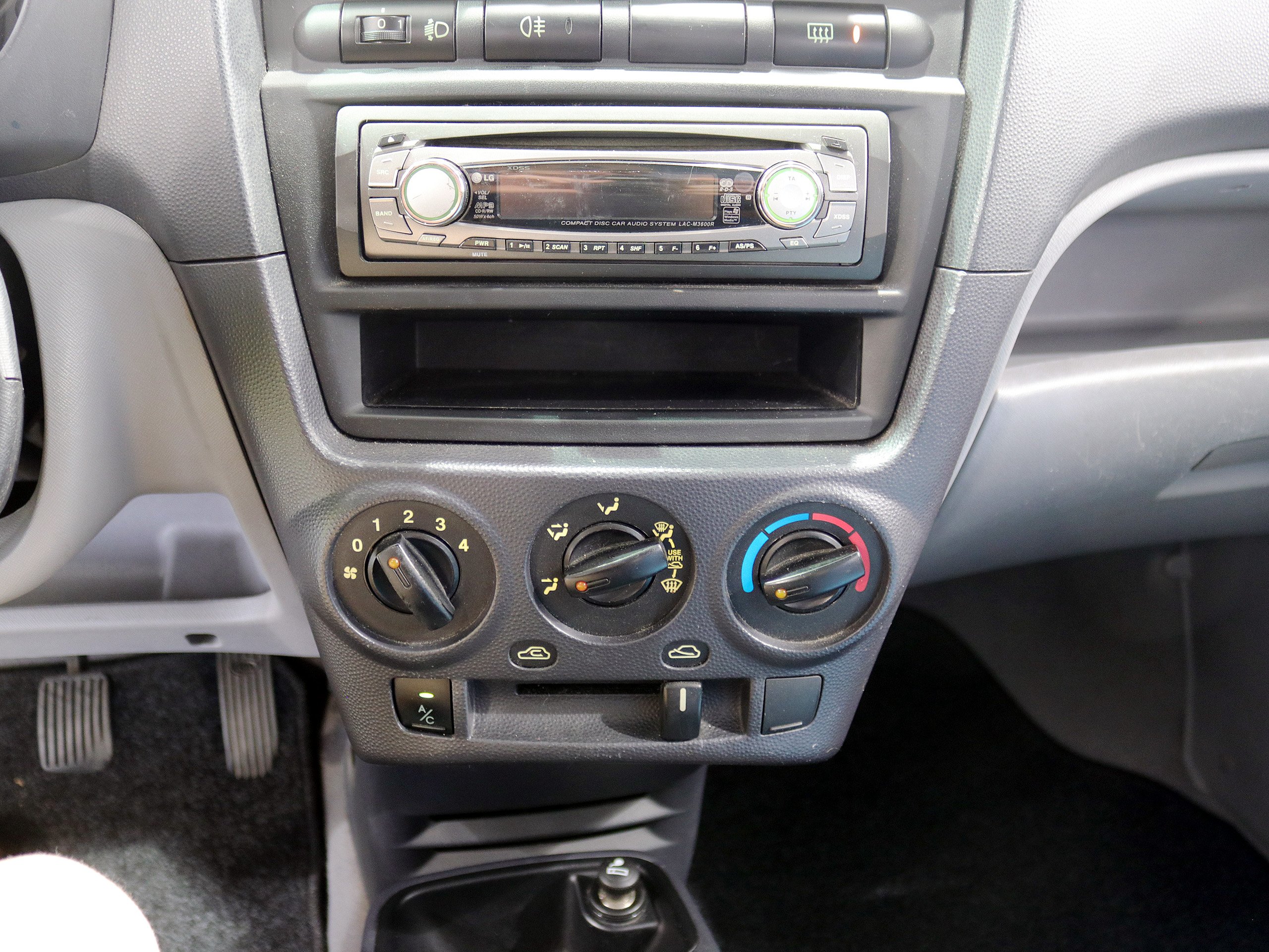 Foto Kia Picanto 17