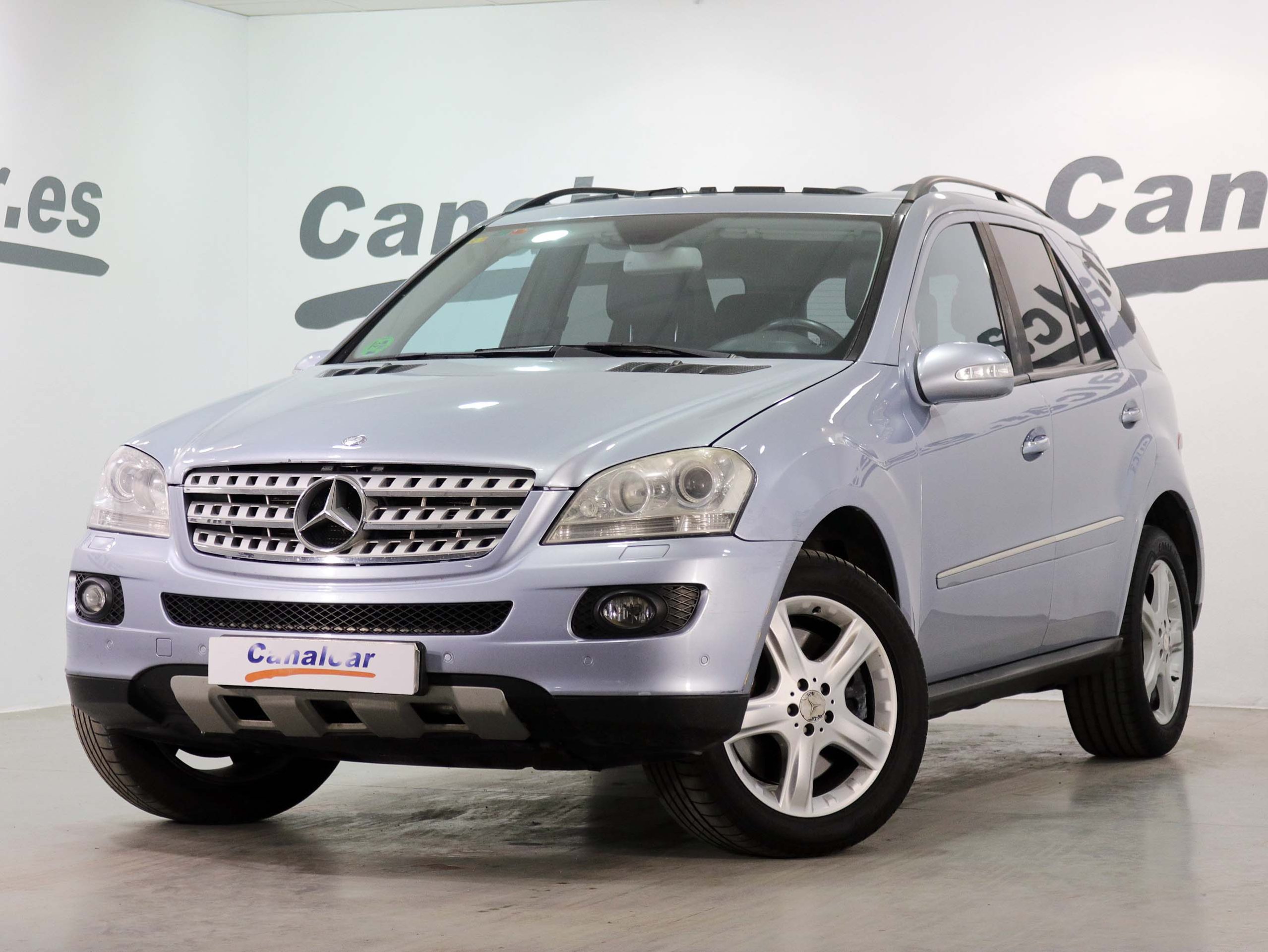 Foto Mercedes-Benz ML 500 1