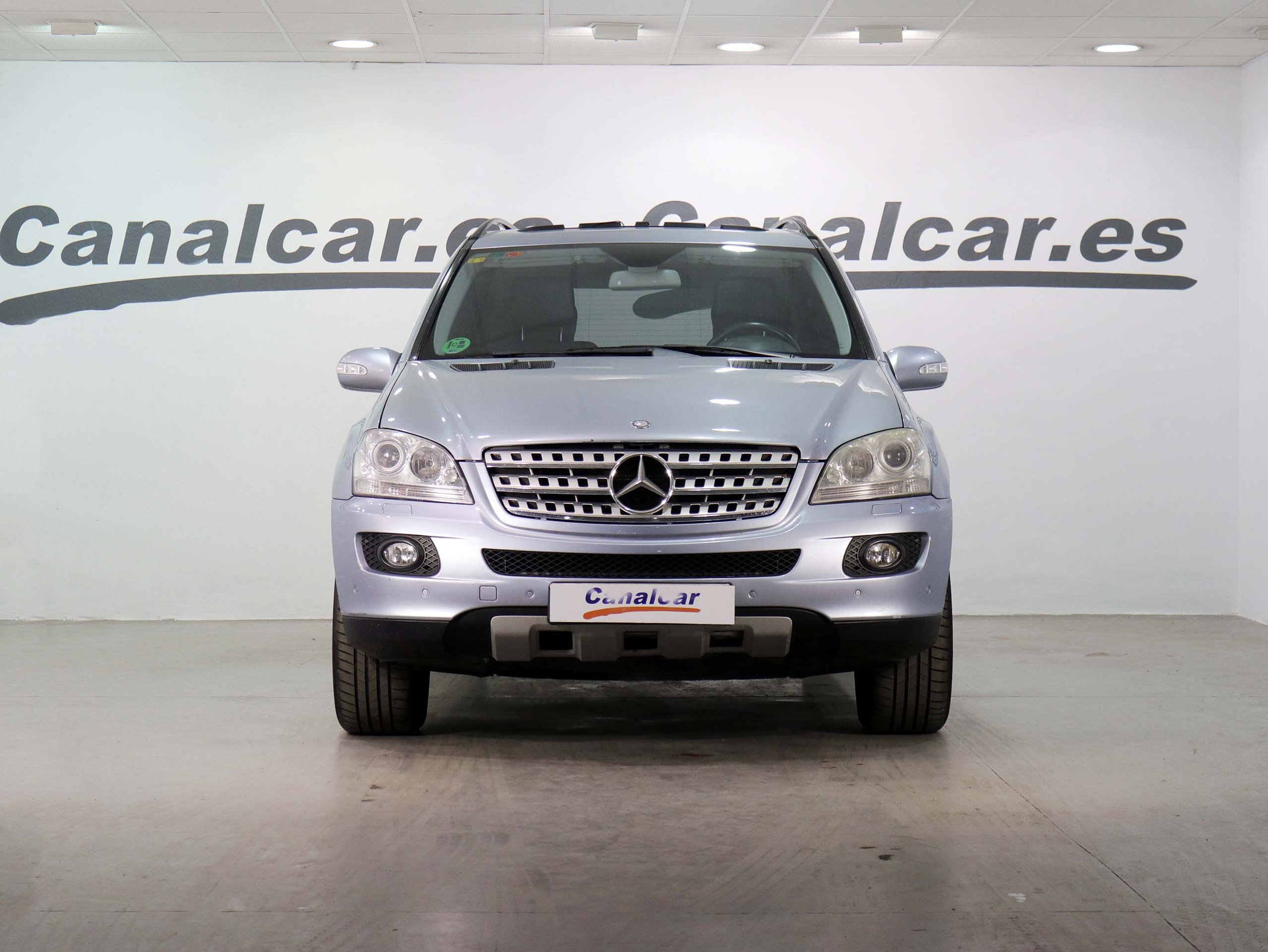 Foto Mercedes-Benz ML 500 2
