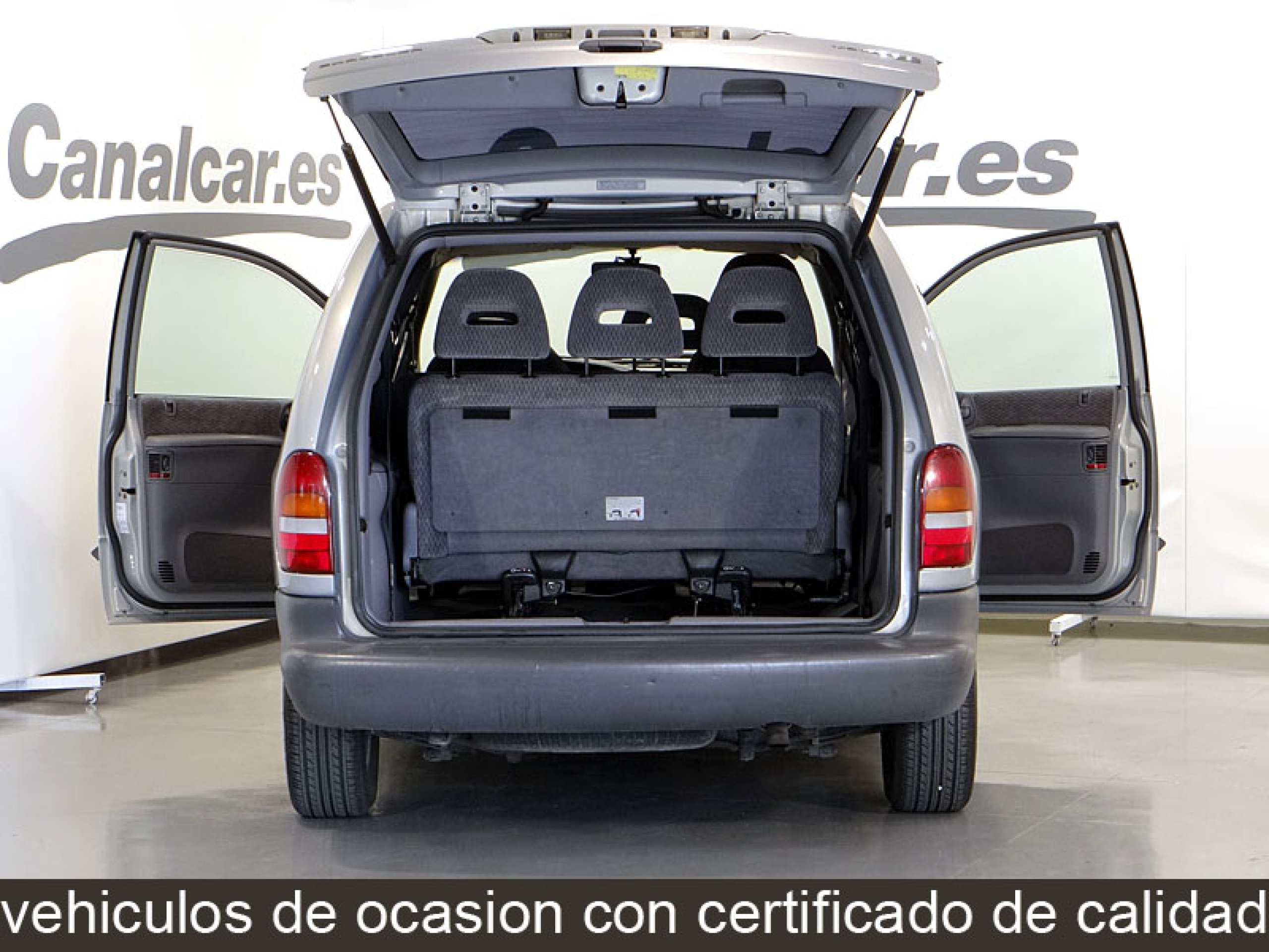 Foto Chrysler Voyager 18 Foto Chrysler Voyager 18