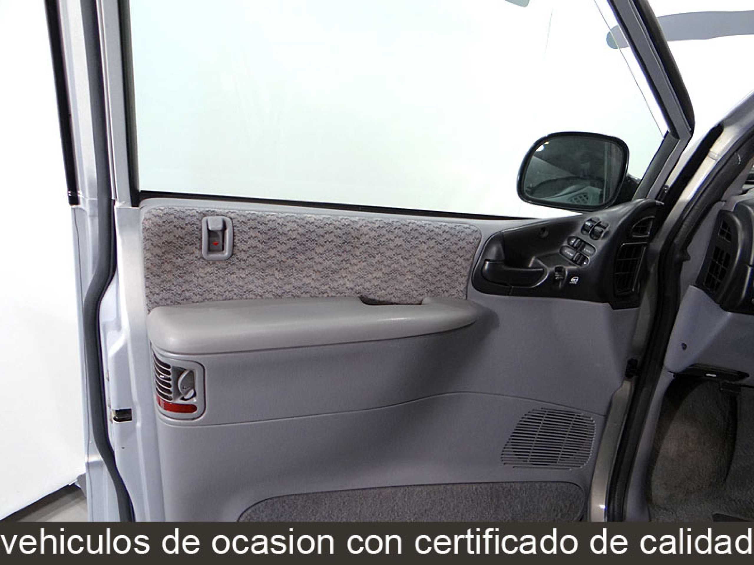 Foto Chrysler Voyager 24 Foto Chrysler Voyager 24