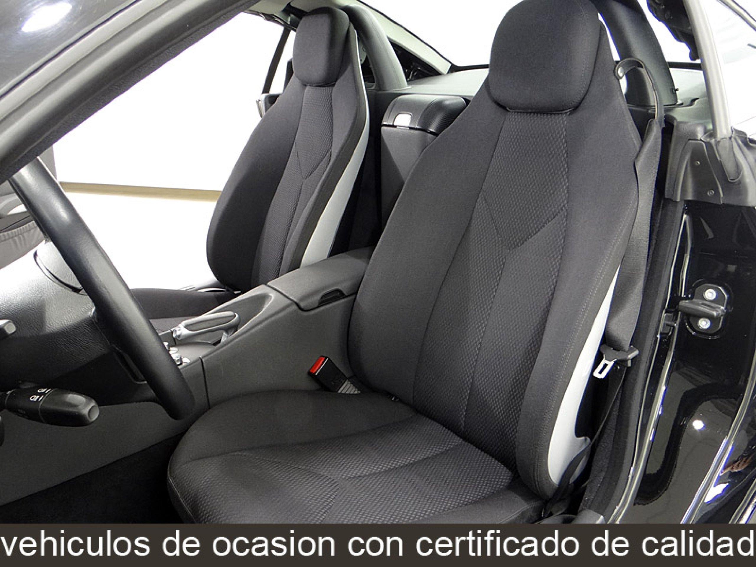 Foto Mercedes-Benz SLK 200 27