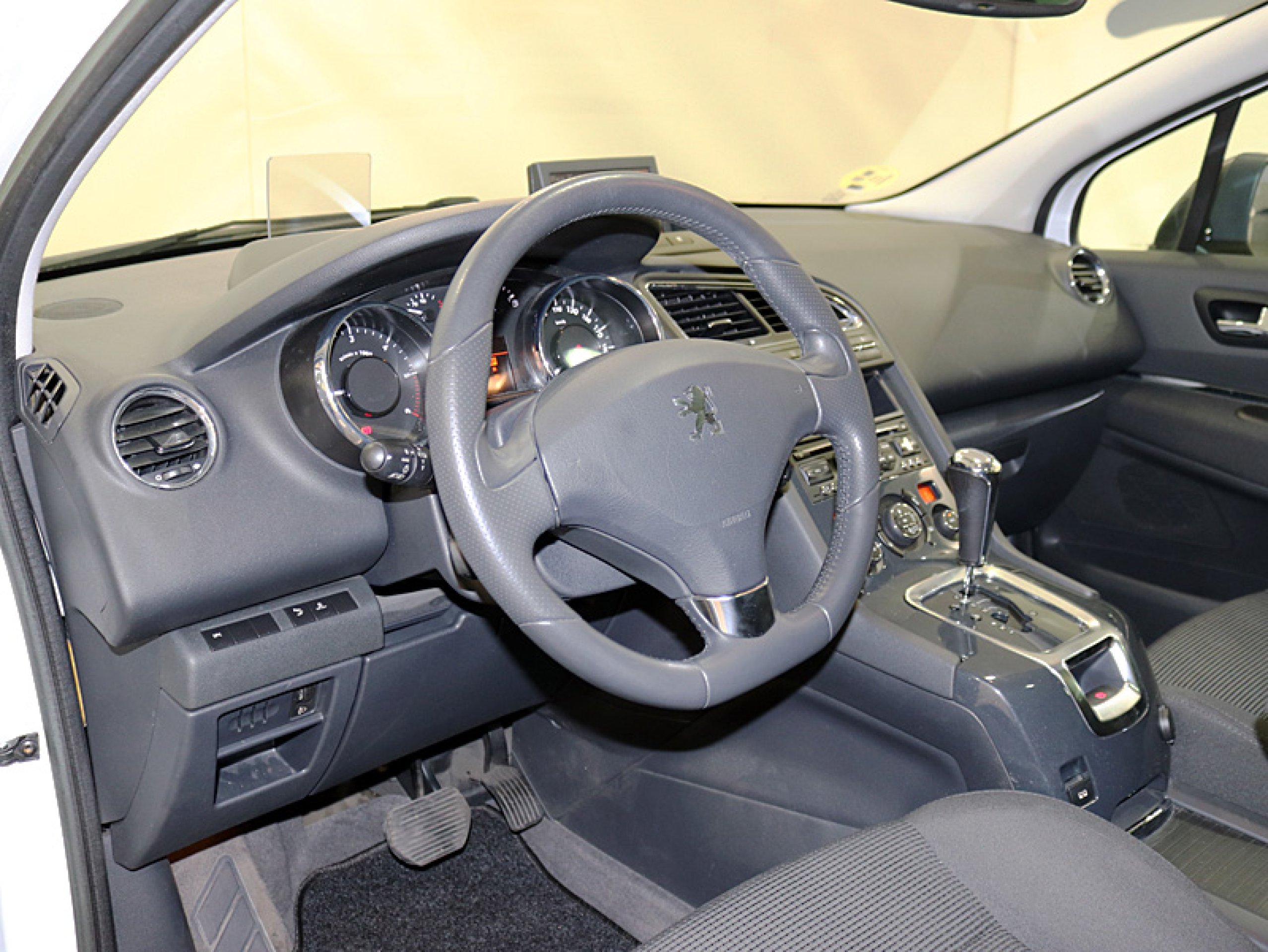 Foto Peugeot 5008 21