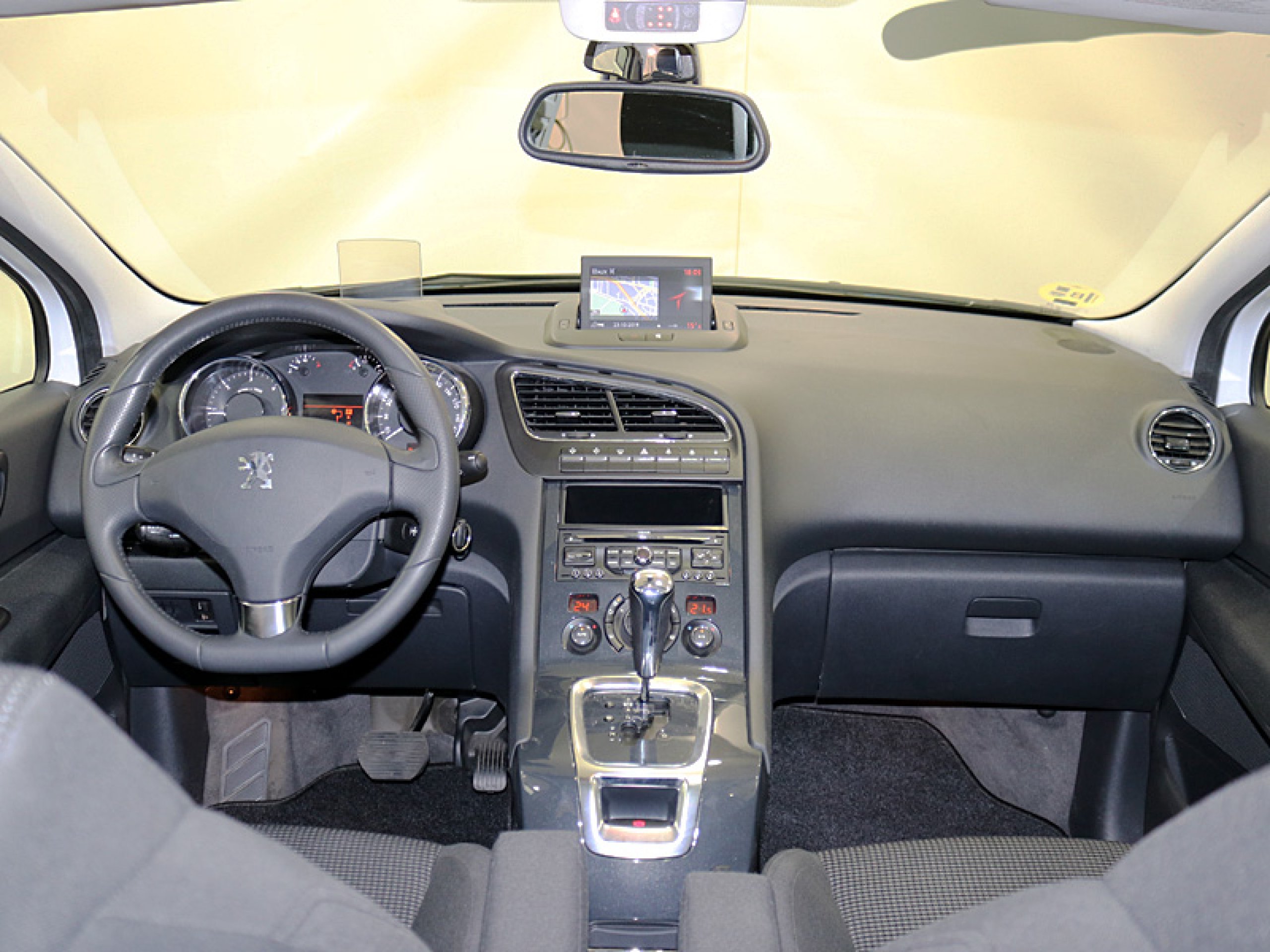 Foto Peugeot 5008 22
