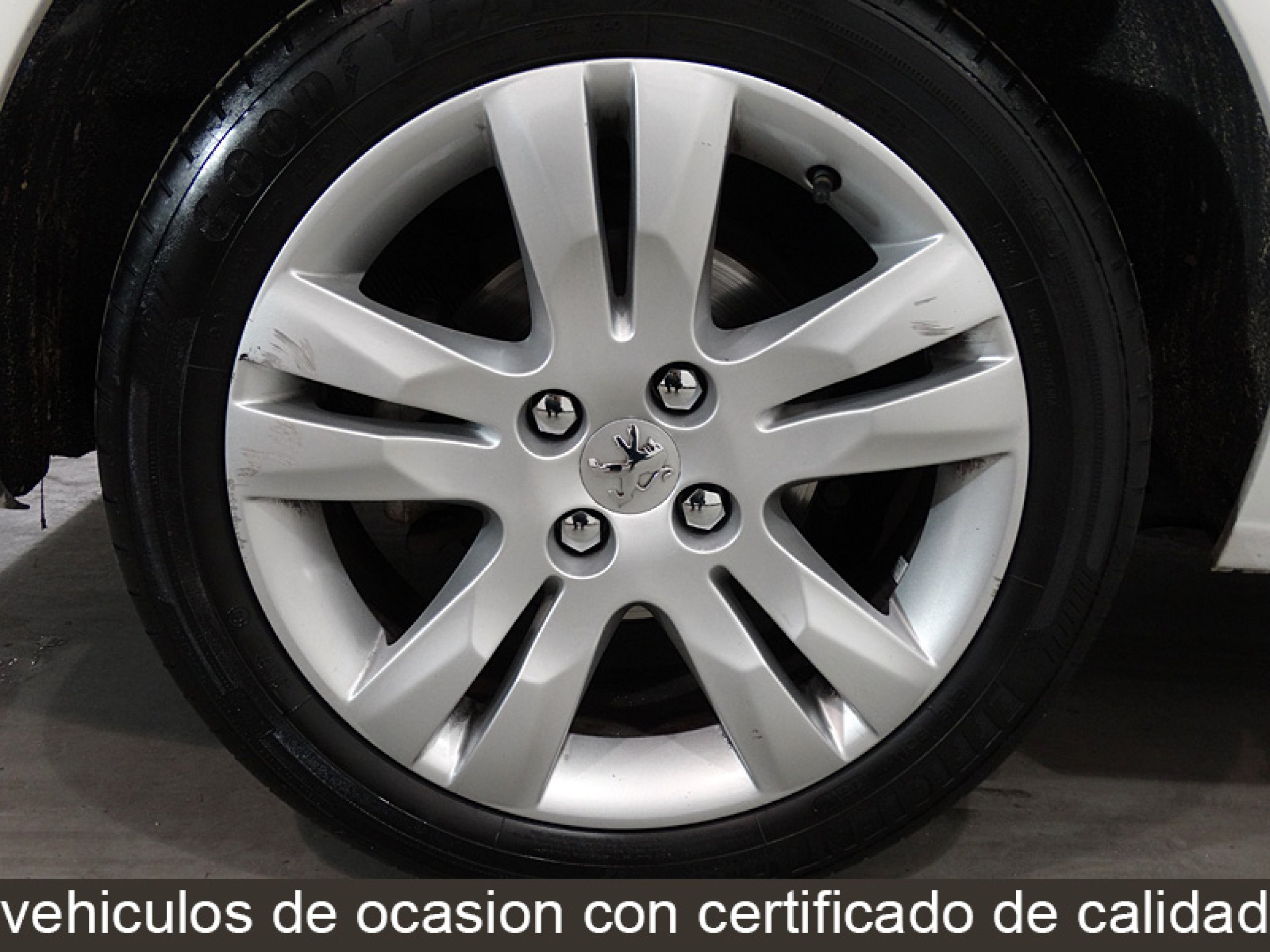 Foto Peugeot 5008 37
