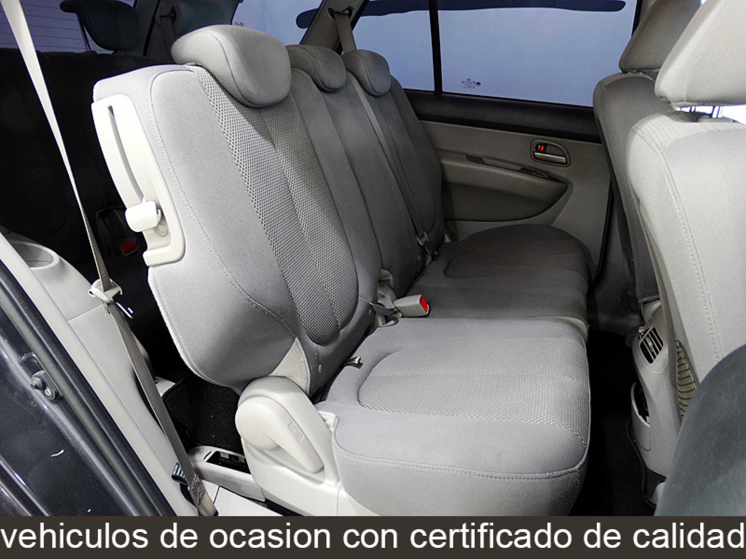 Foto Kia Carens 19