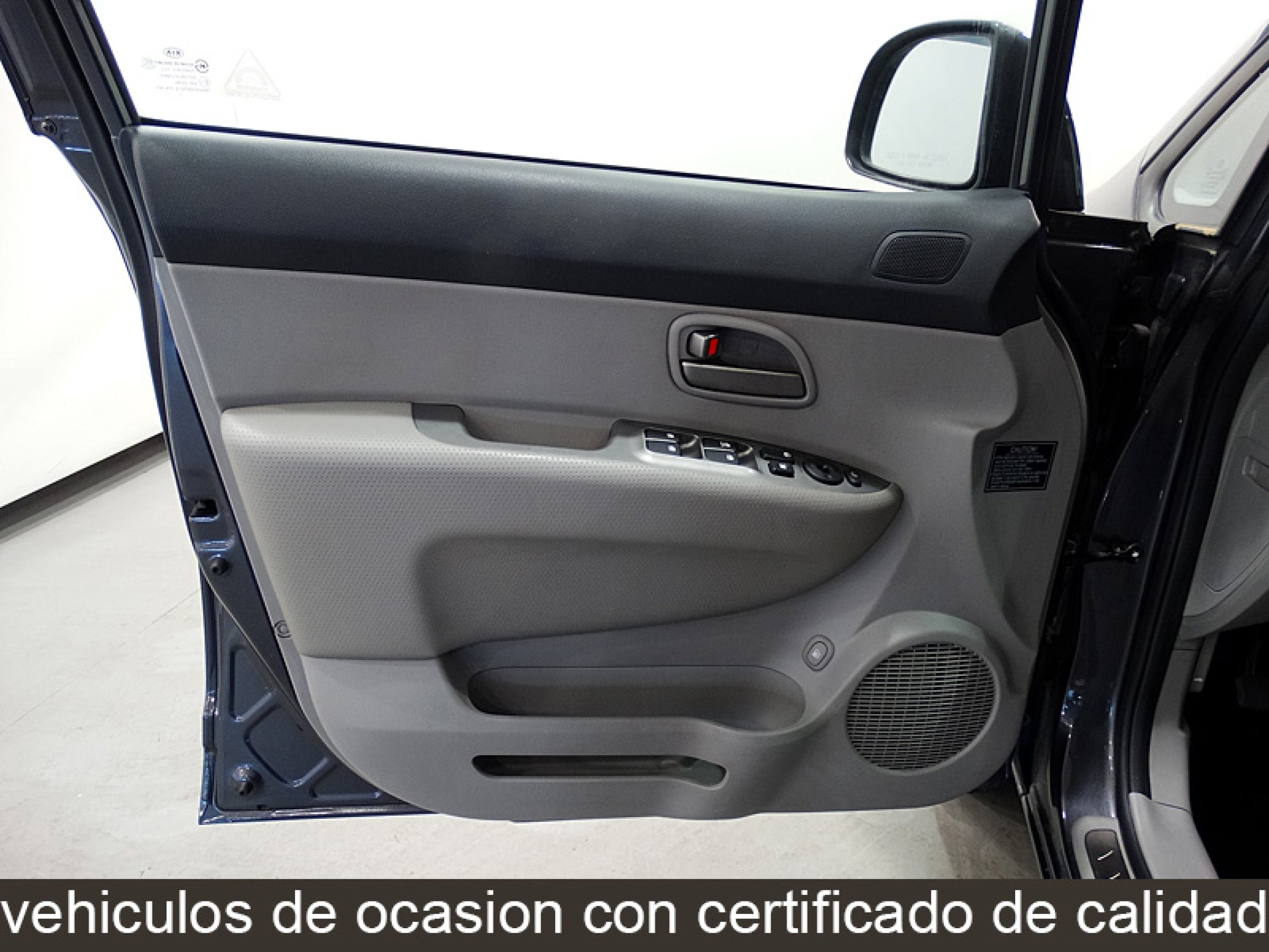 Foto Kia Carens 23