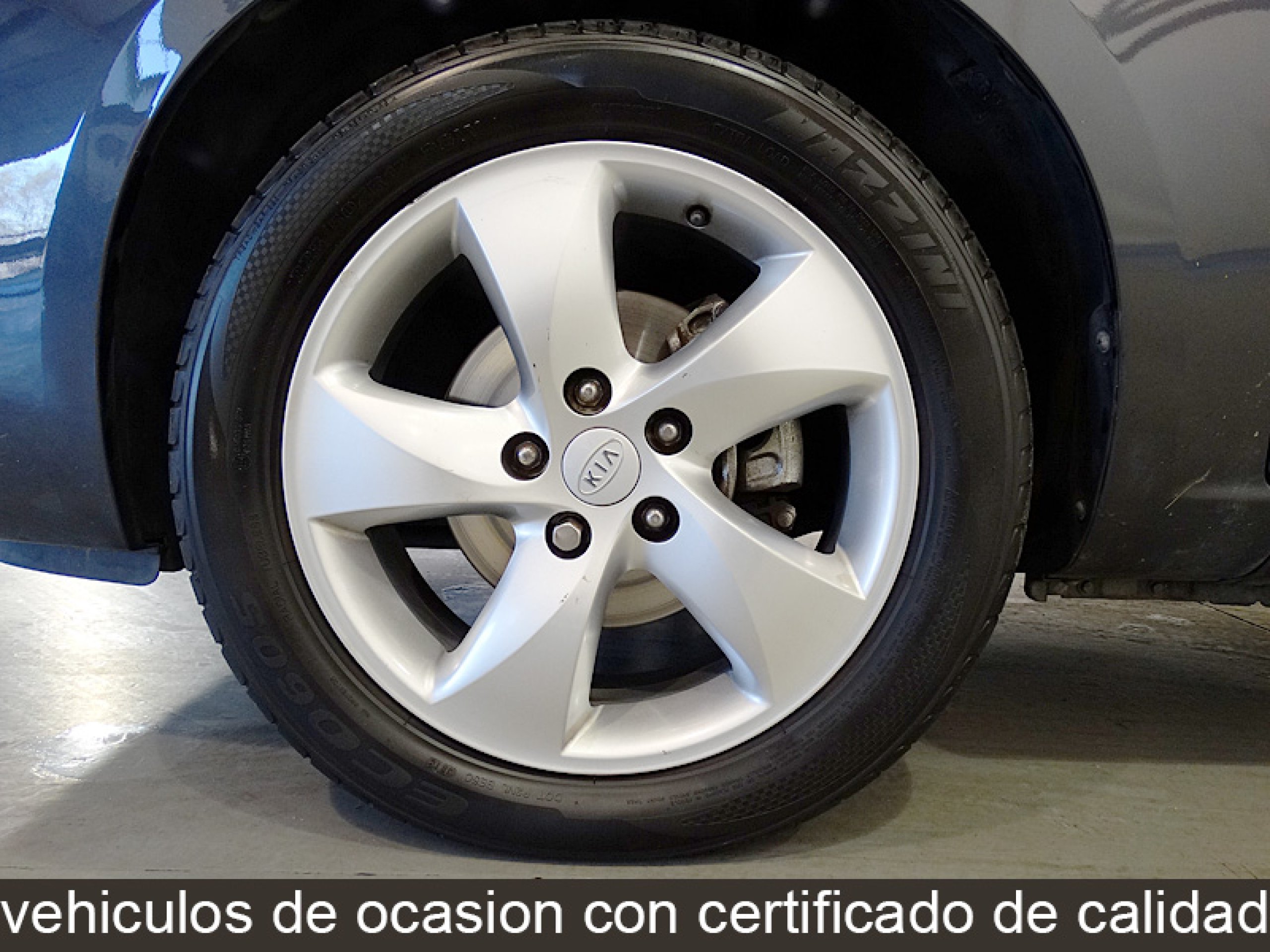 Foto Kia Carens 36