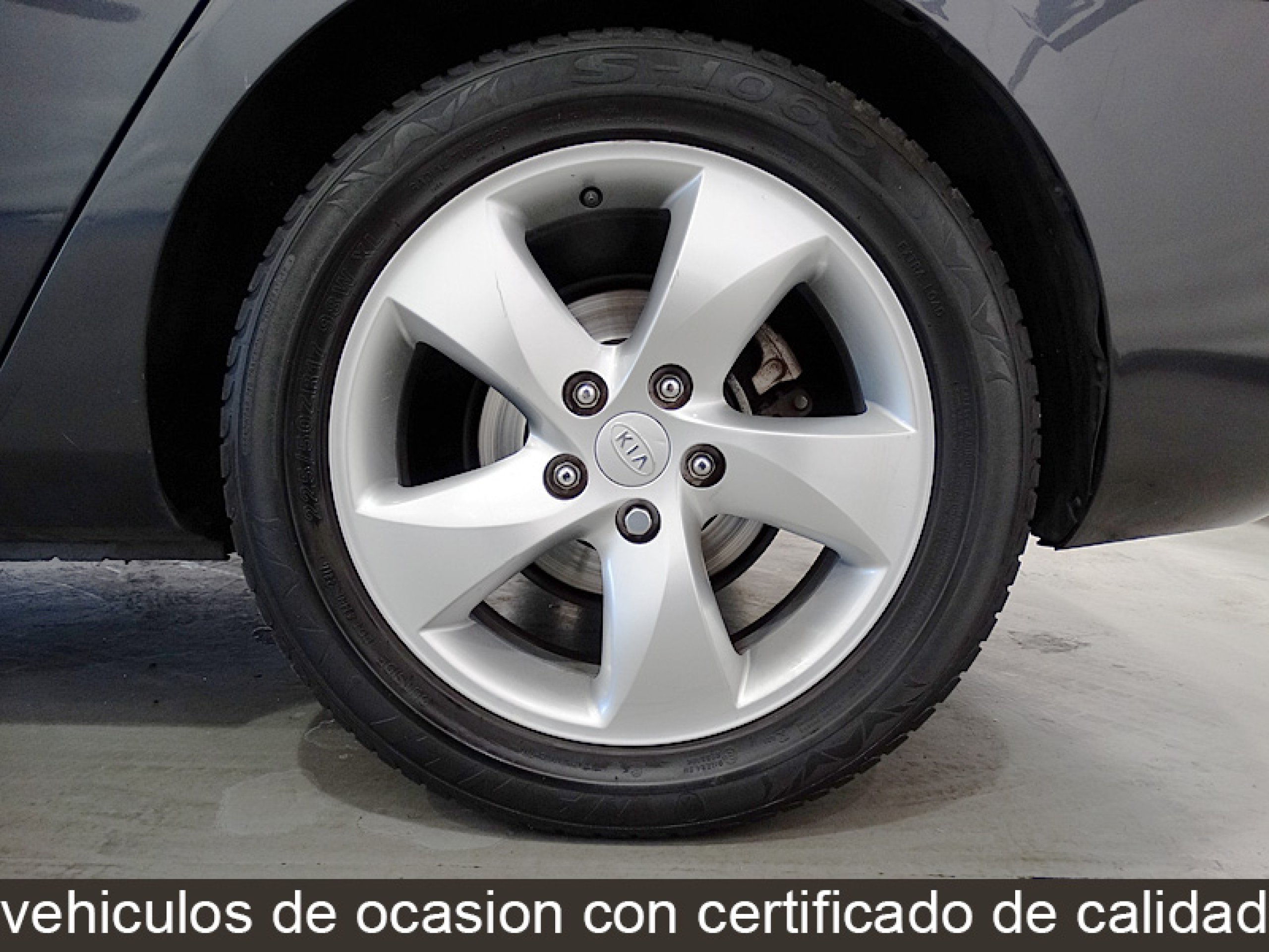 Foto Kia Carens 37