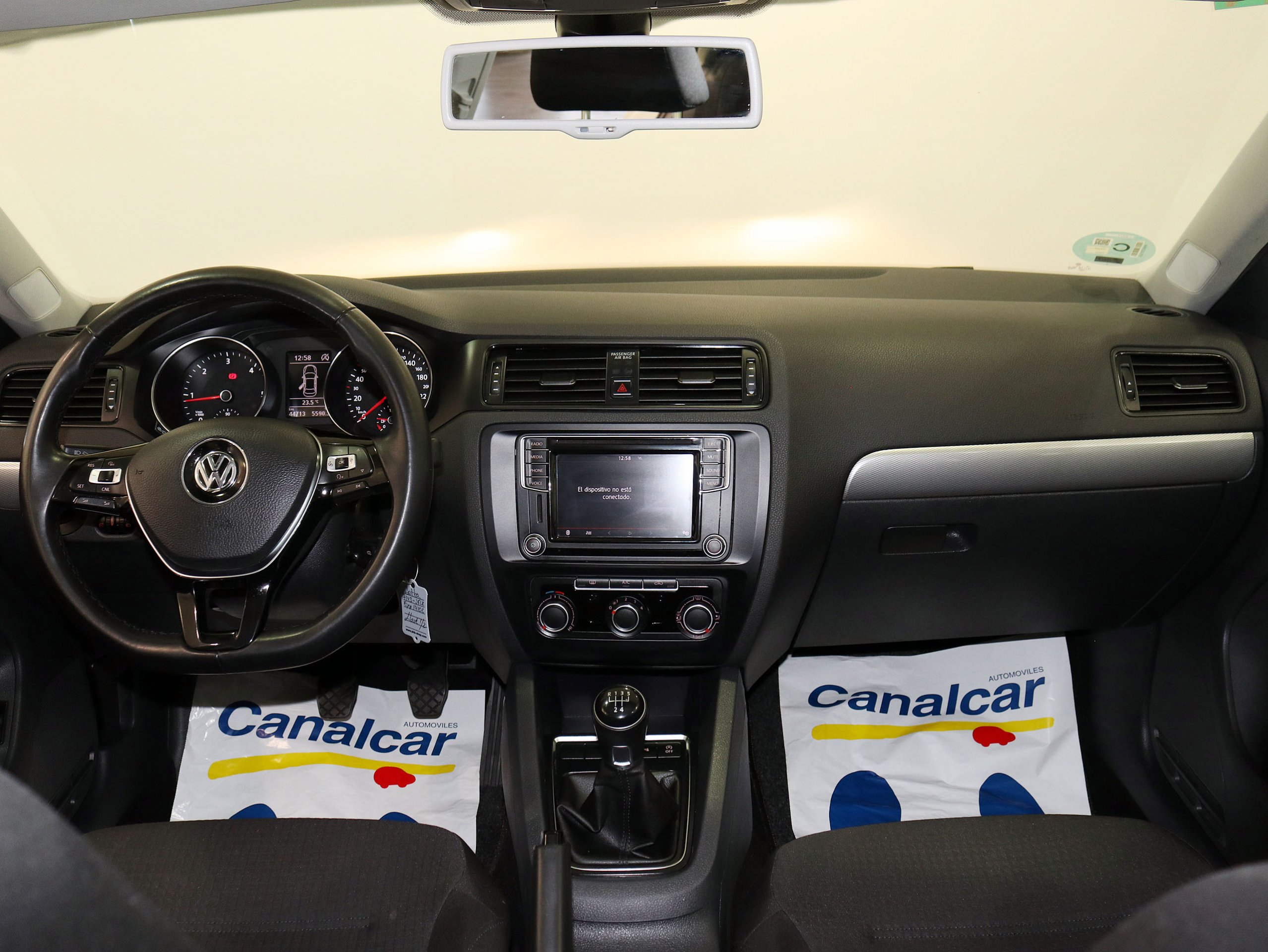 Foto Volkswagen Jetta 14