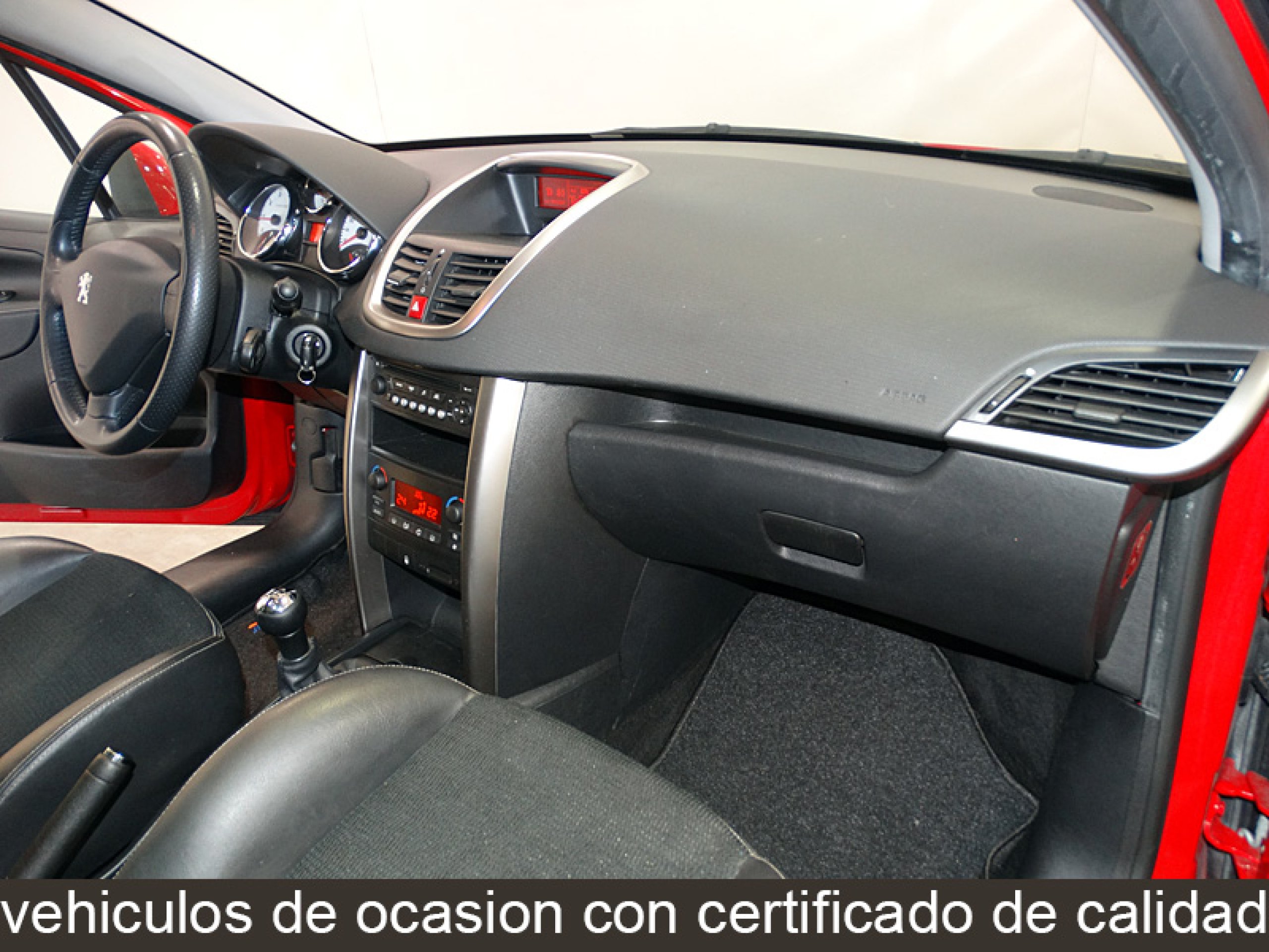 Foto Peugeot 207 29