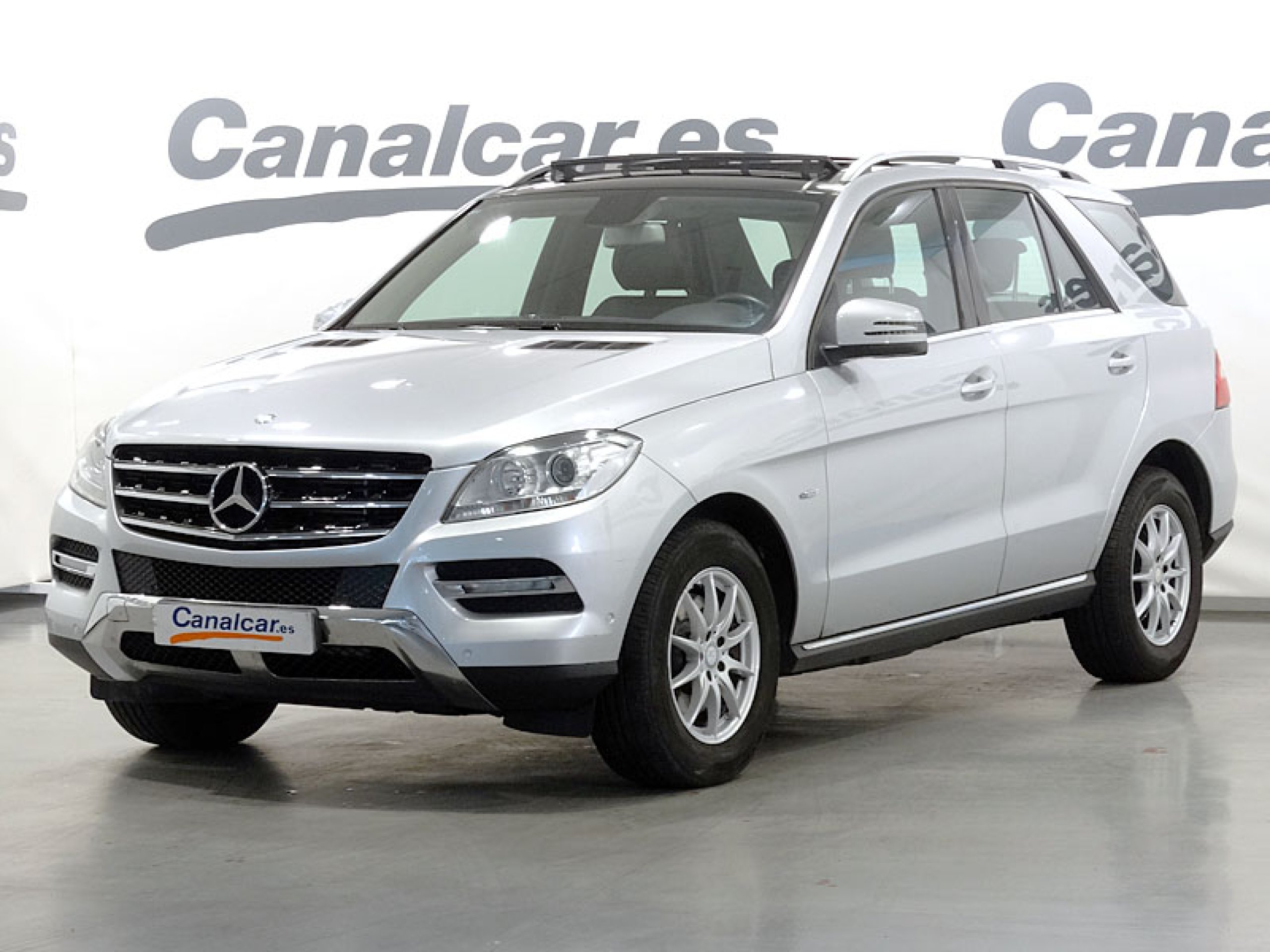 Foto Mercedes-Benz ML 250 1