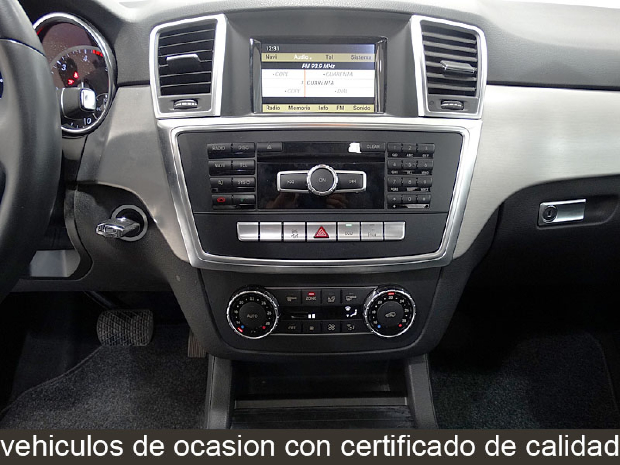Foto Mercedes-Benz ML 250 31