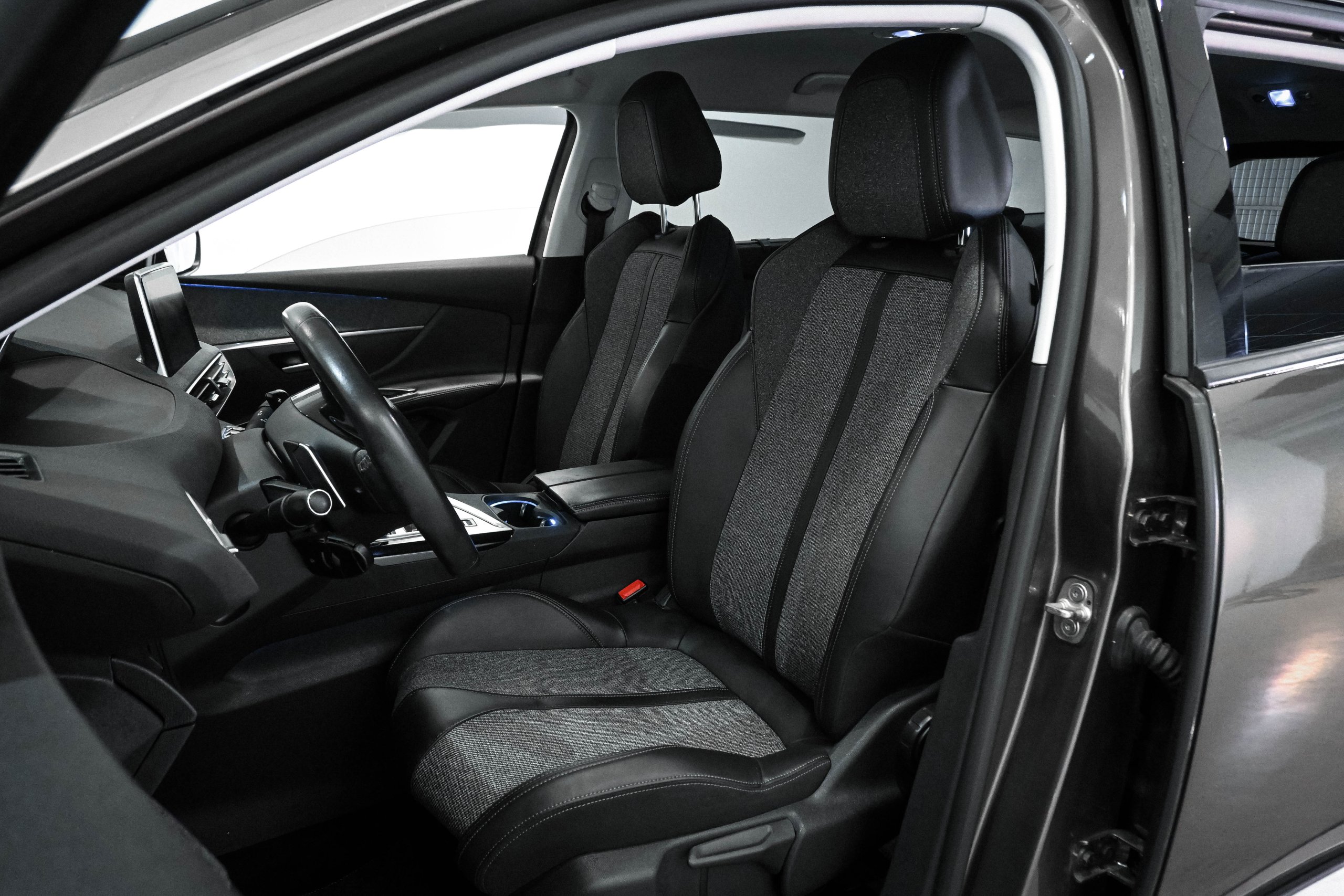 Foto Peugeot 5008 24