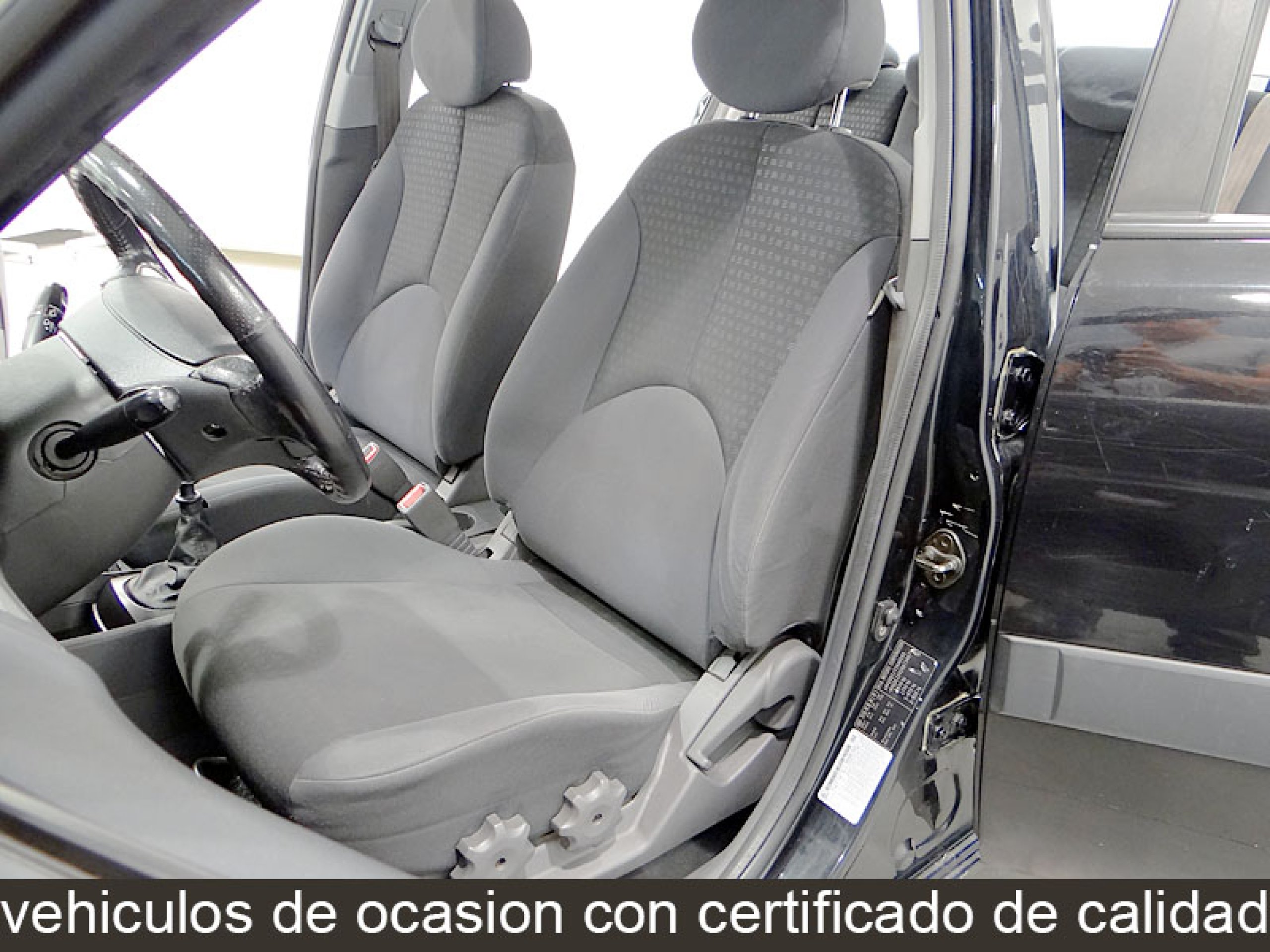 Foto Kia Rio 11
