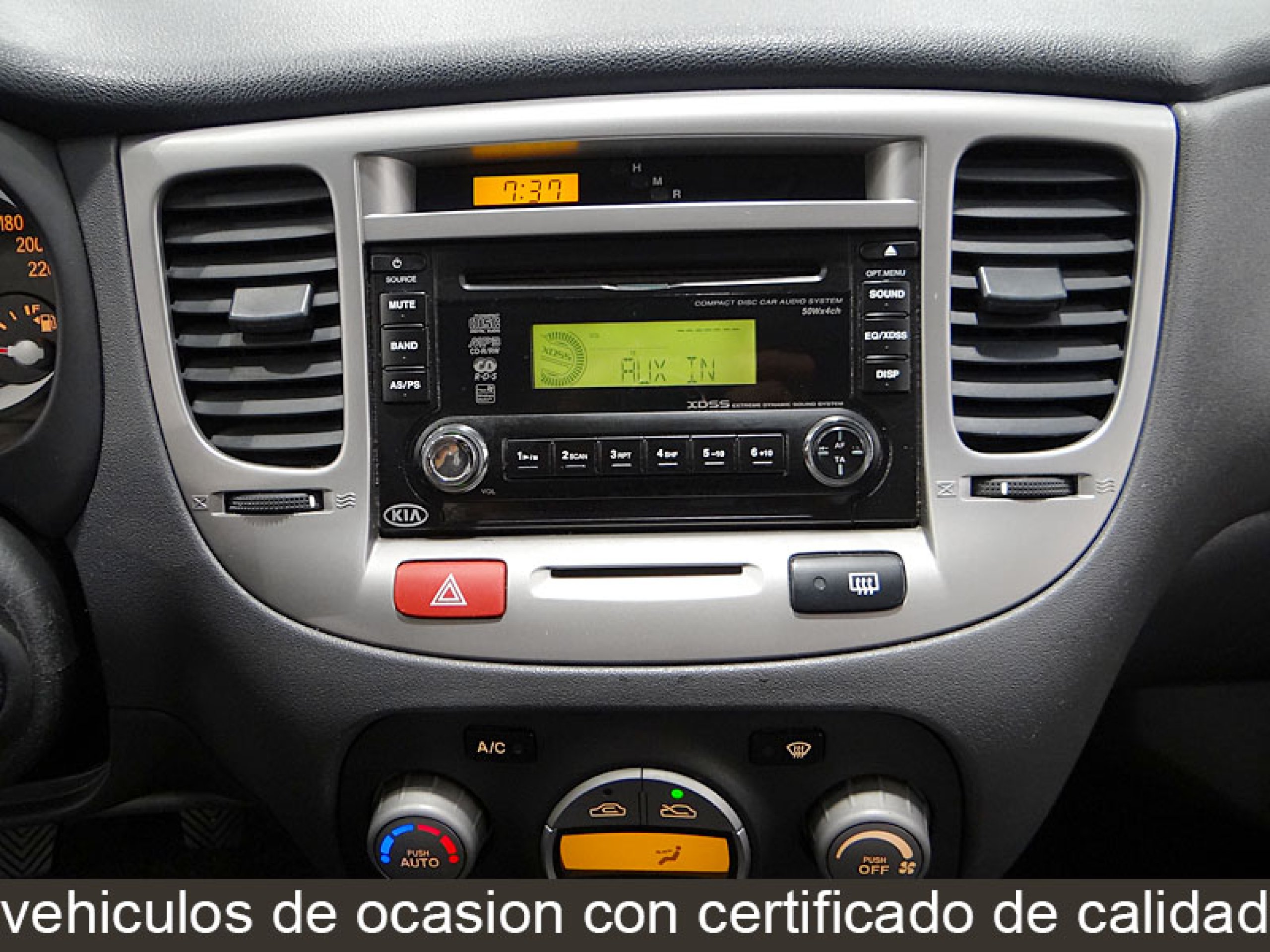 Foto Kia Rio 18