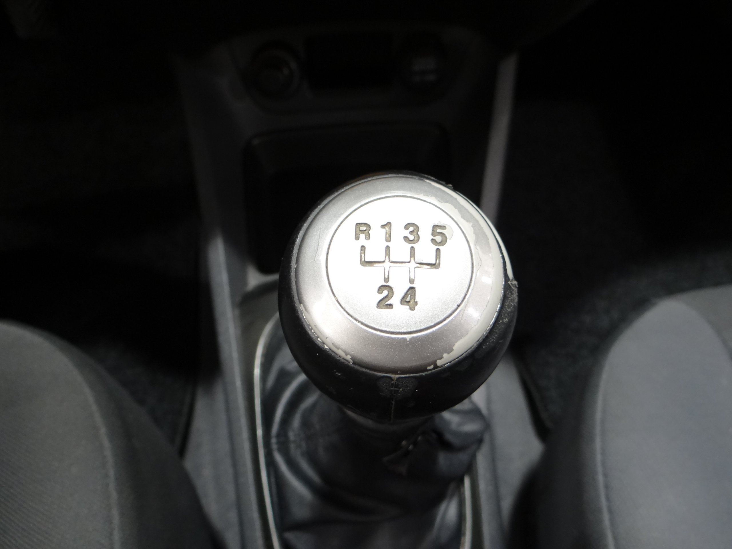 Foto Kia Rio 19
