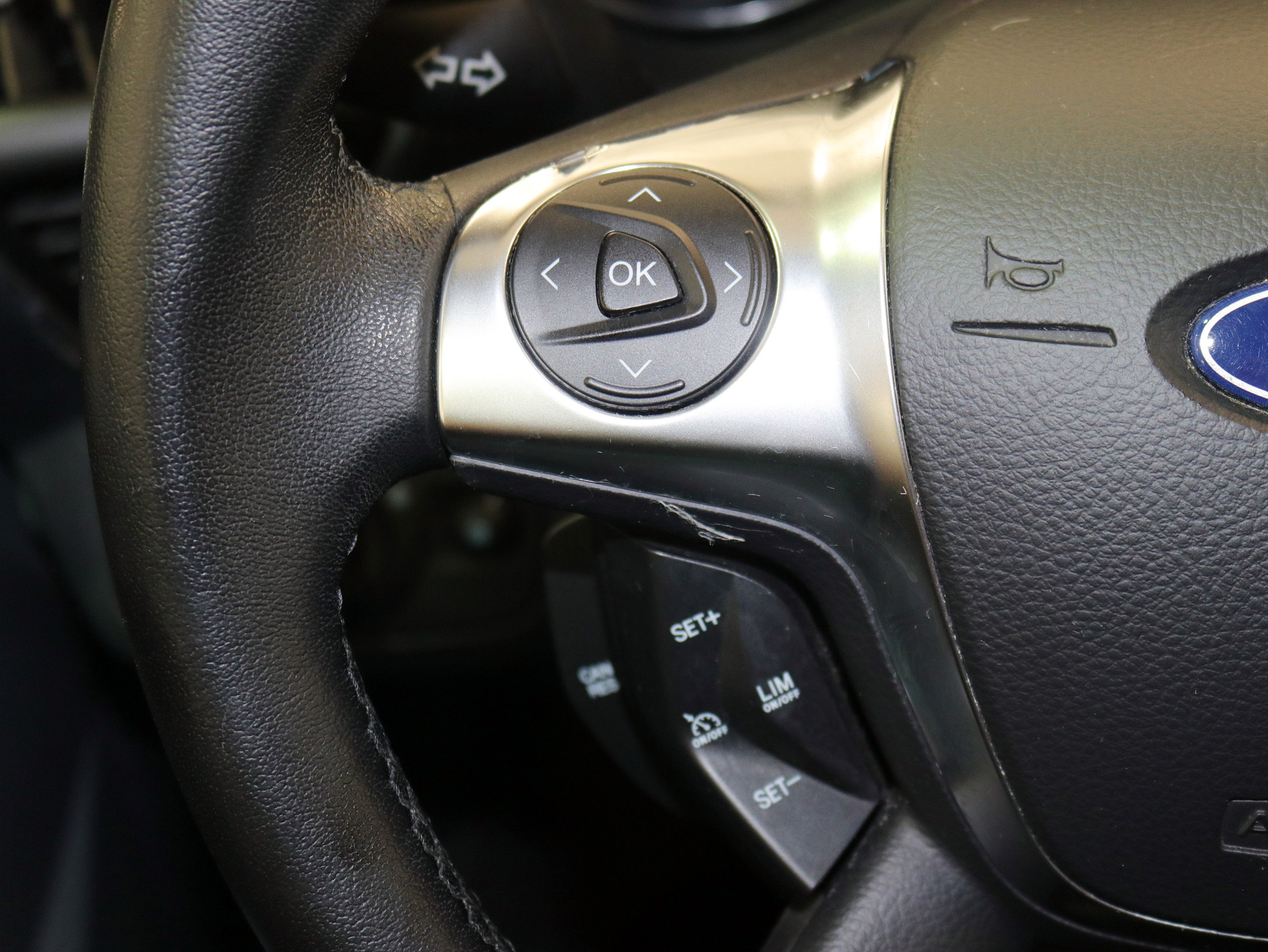 Foto Ford C-Max 31
