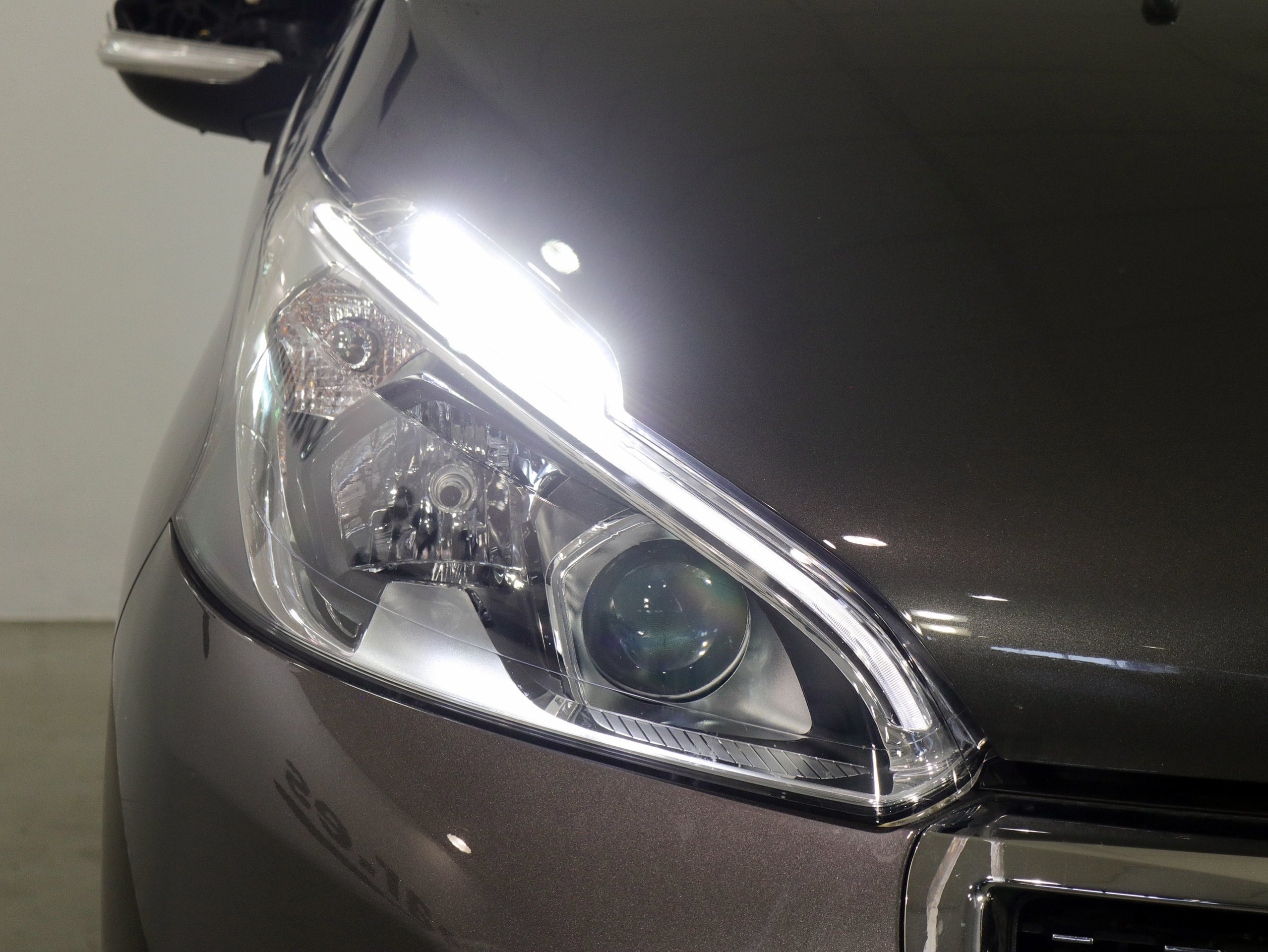 Foto Peugeot 208 13