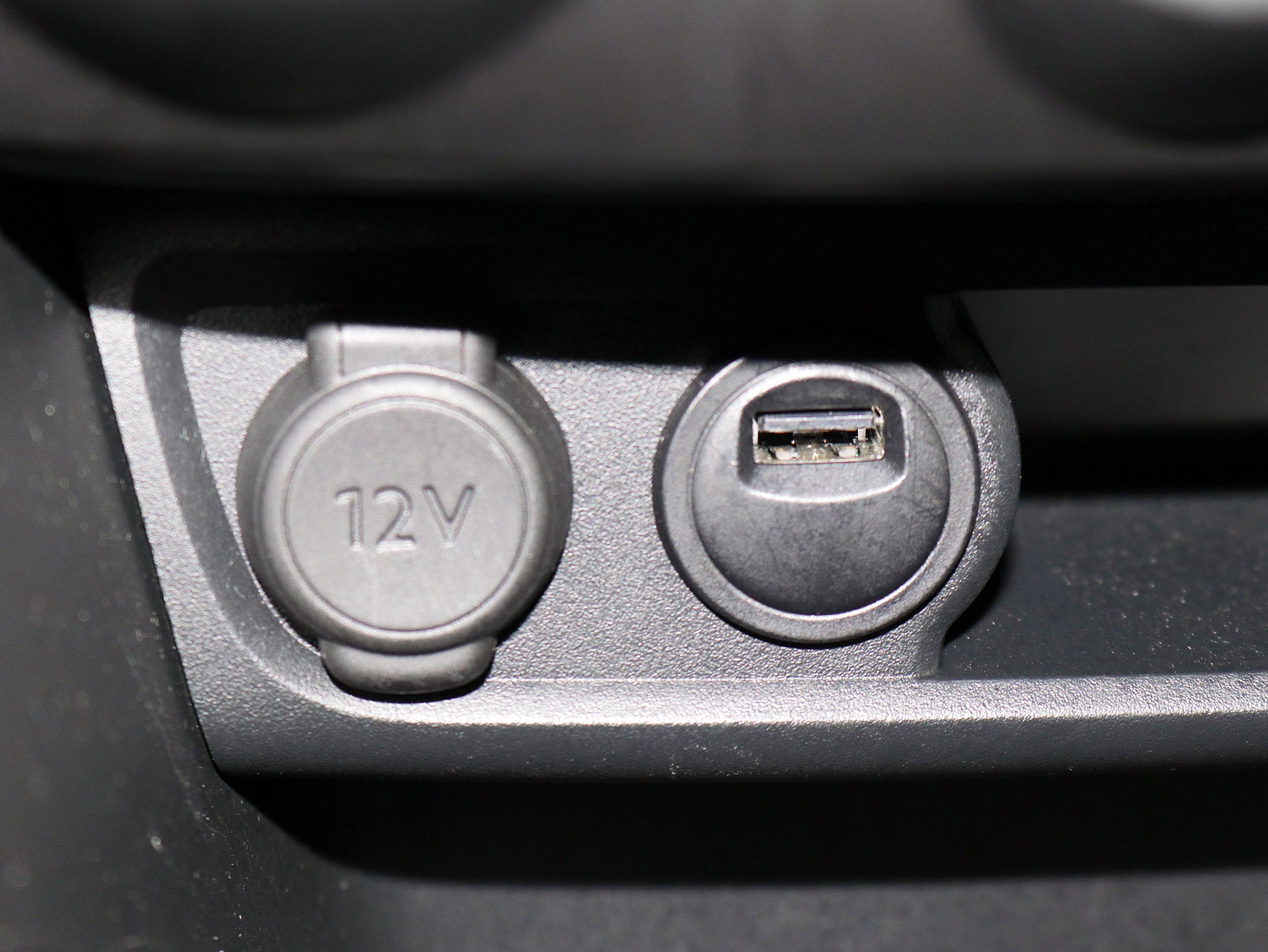 Foto Peugeot 208 31