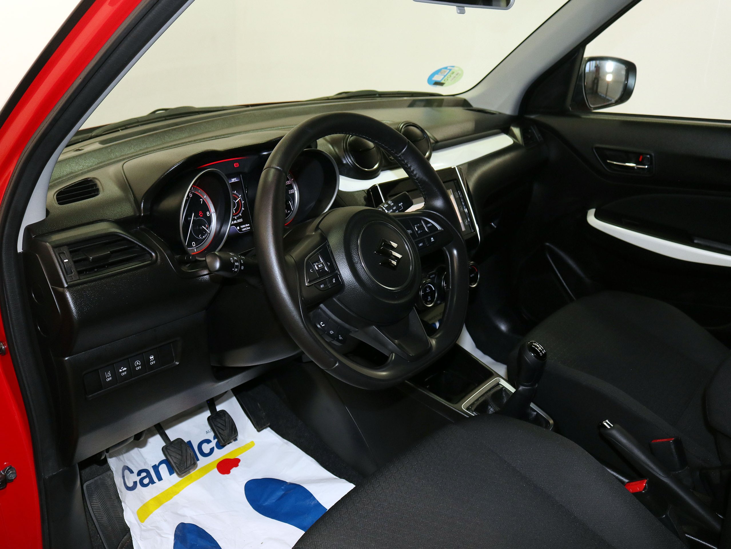 Foto Suzuki Swift 21