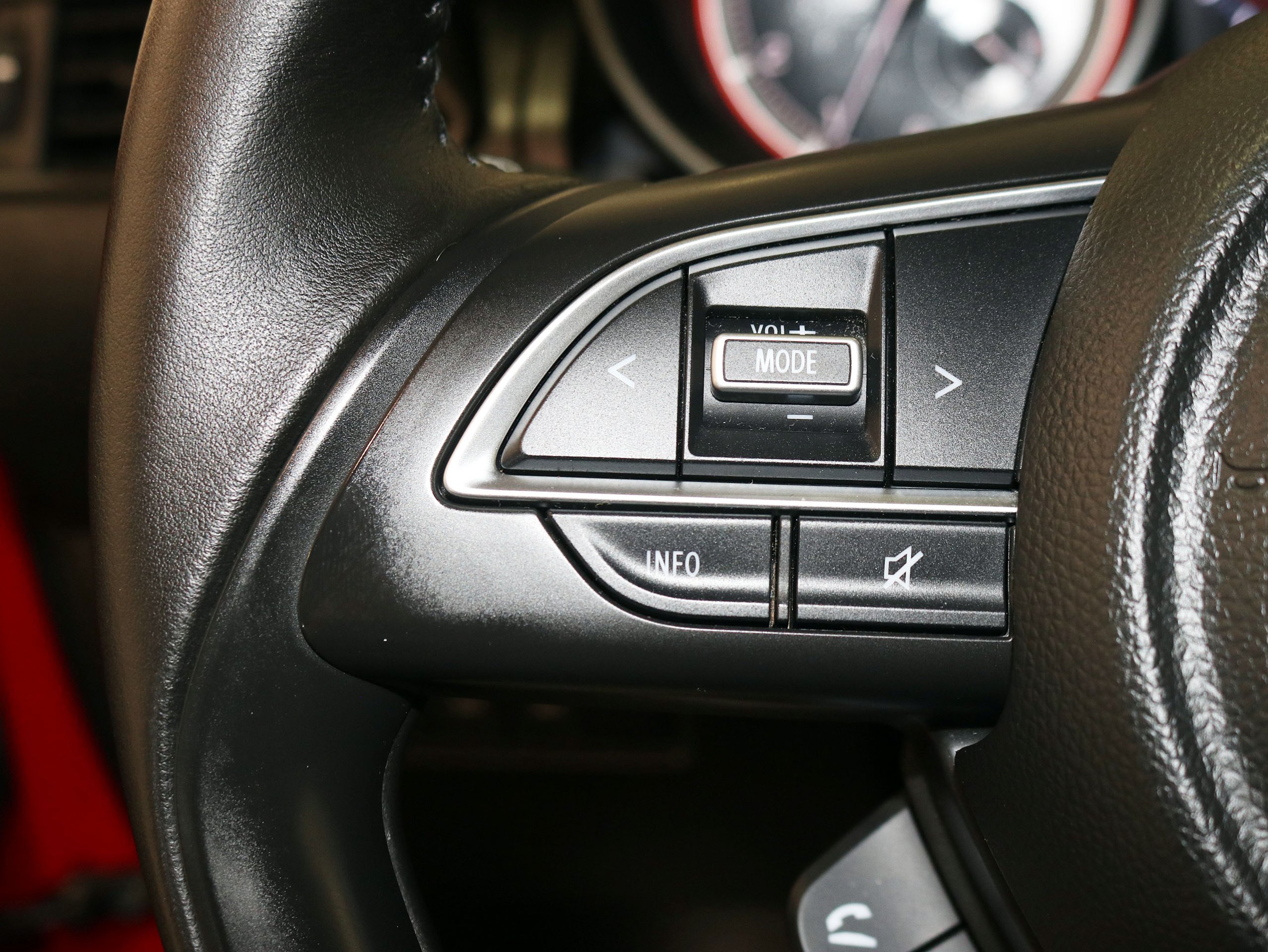 Foto Suzuki Swift 33