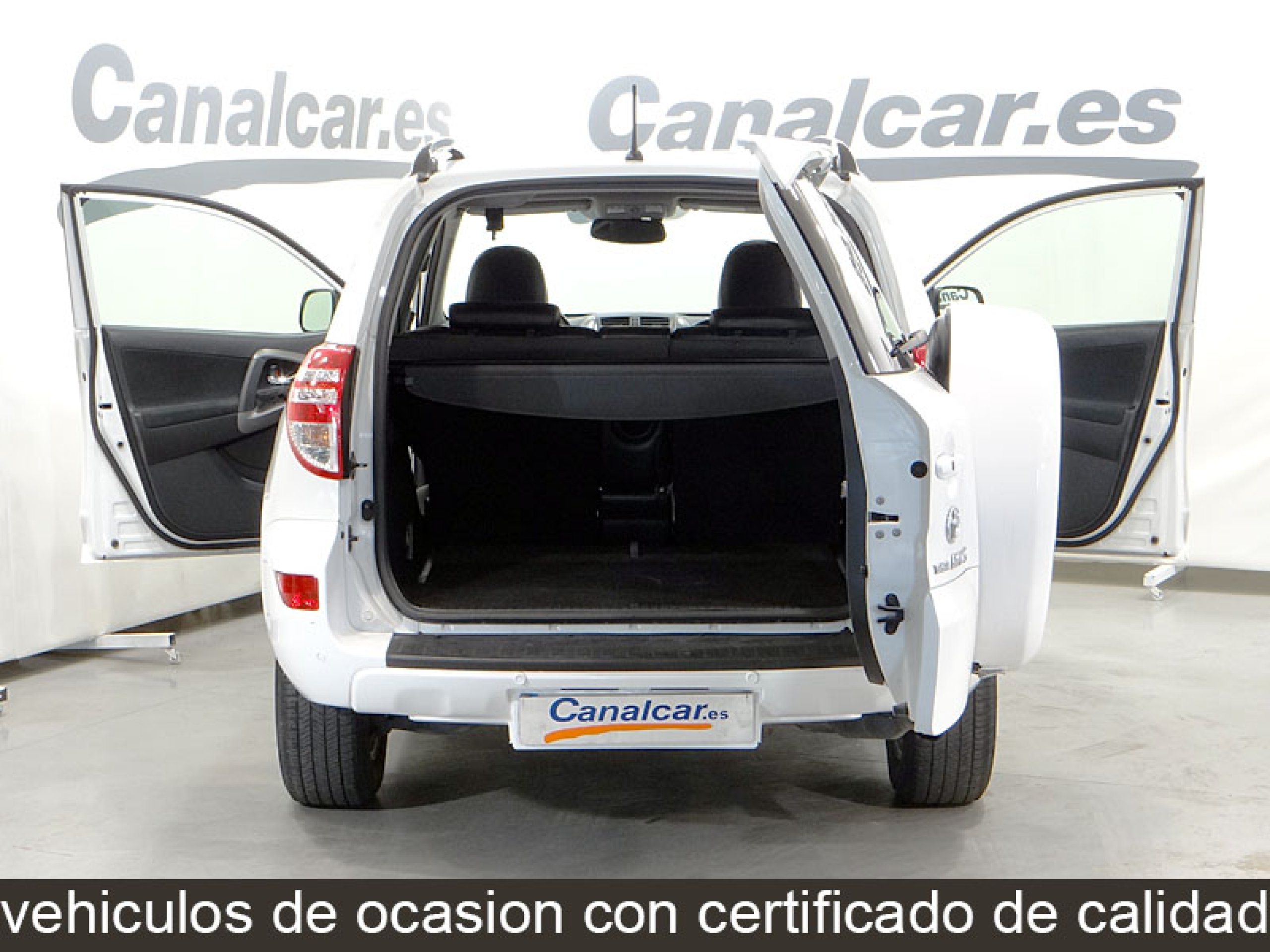 Foto Toyota RAV-4 8