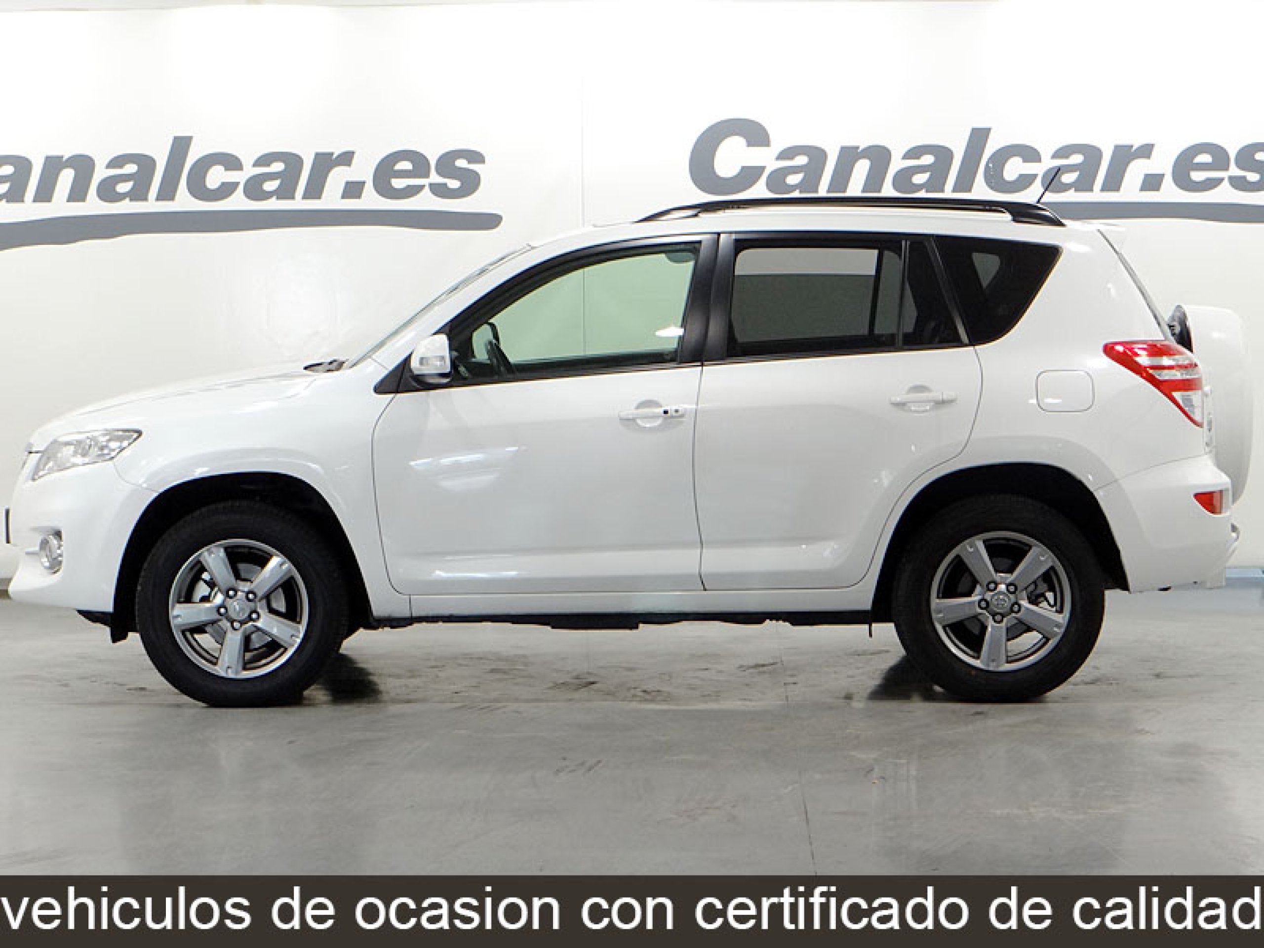 Foto Toyota RAV-4 11