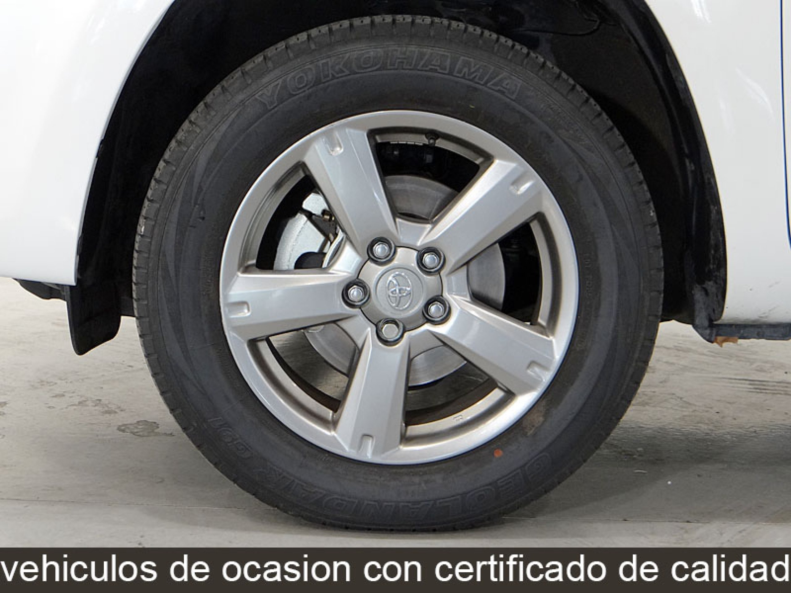 Foto Toyota RAV-4 15
