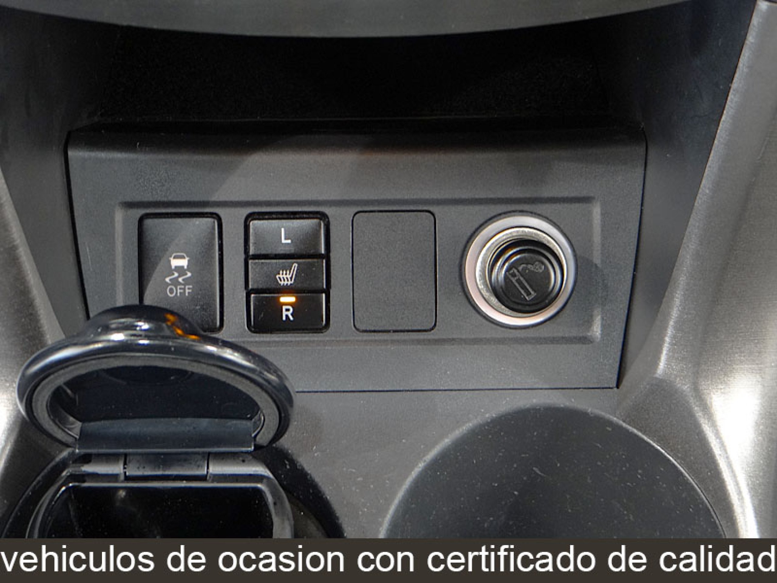 Foto Toyota RAV-4 35
