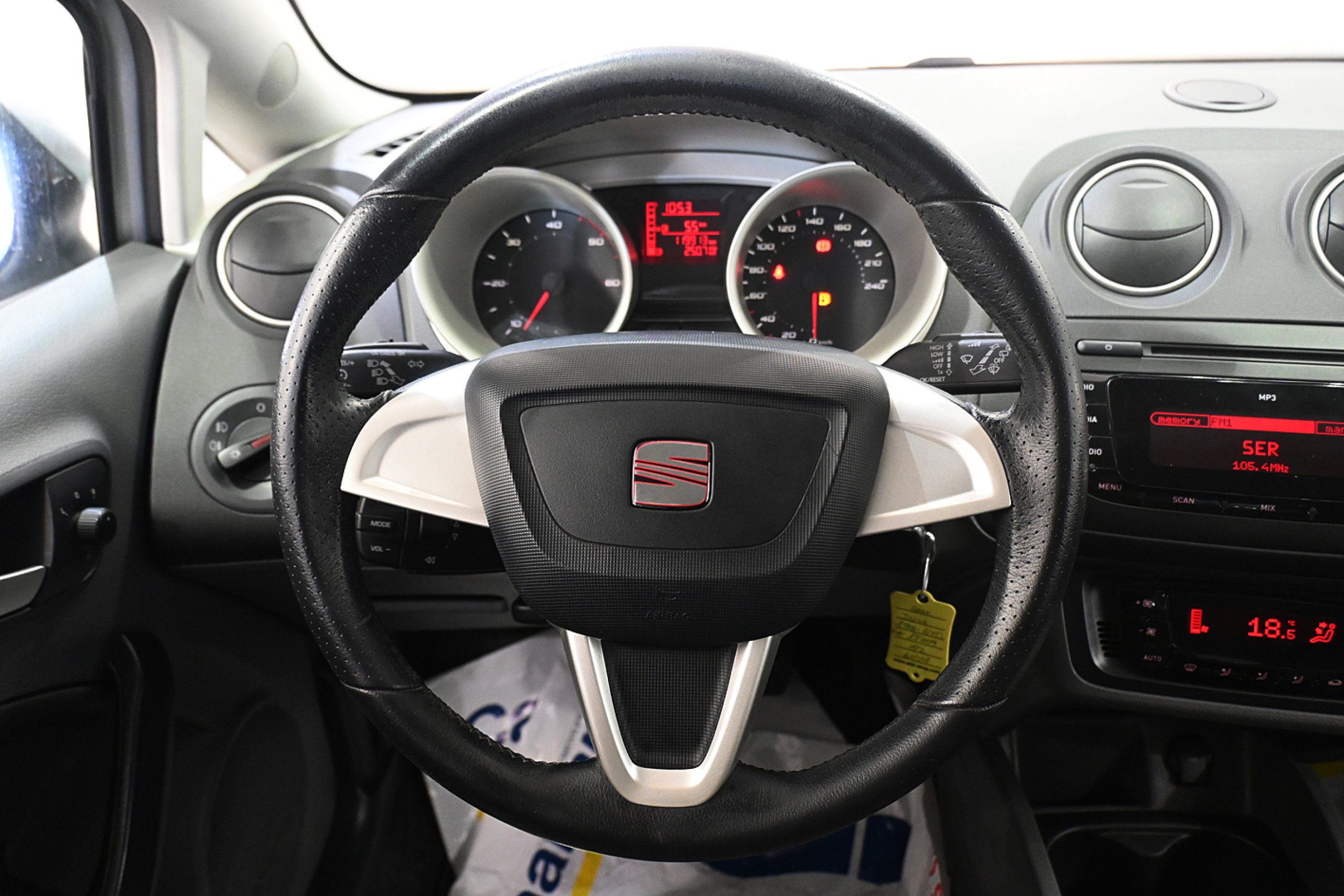Foto Seat Ibiza 10