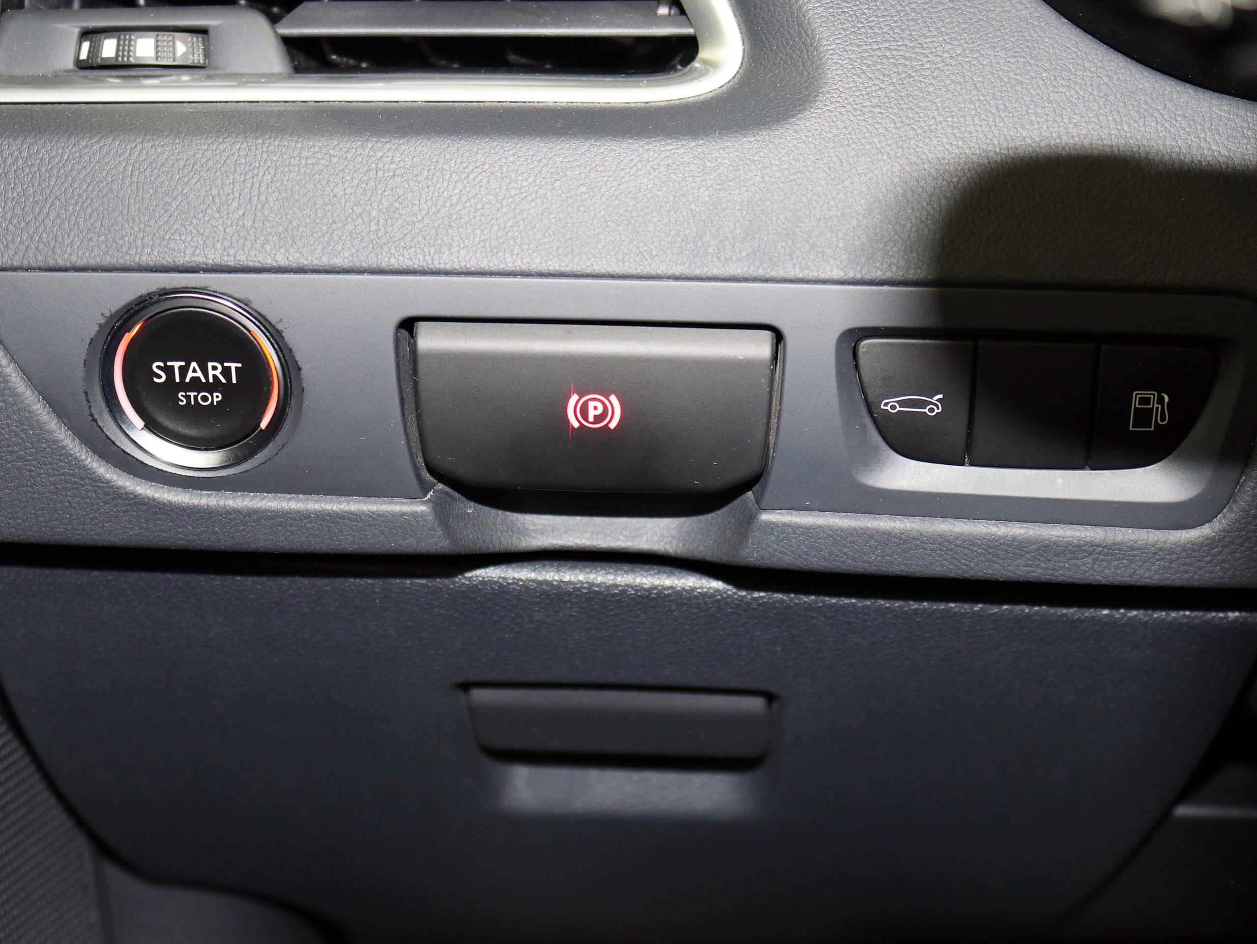 Foto Peugeot 508 28