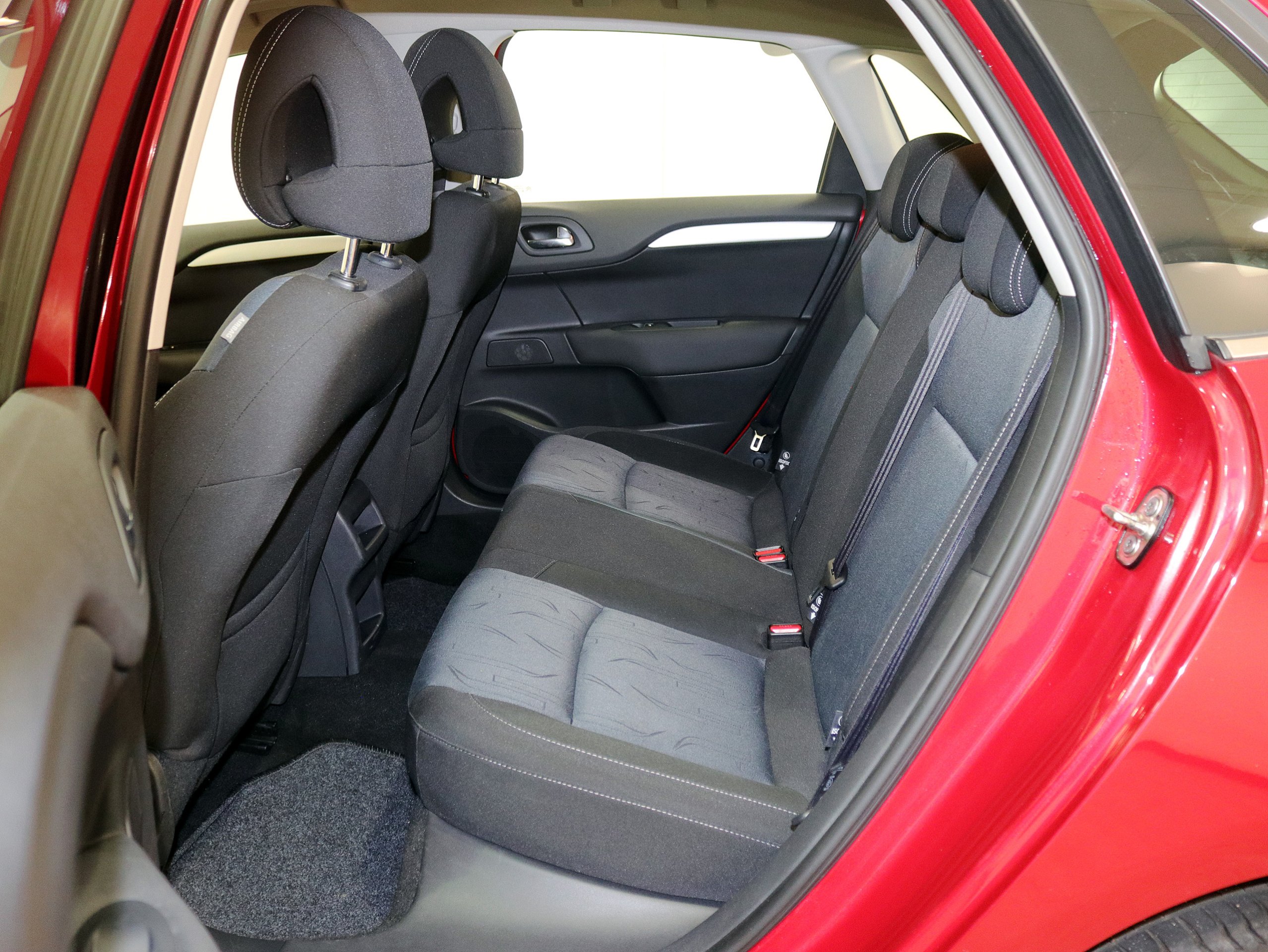 Foto Citroen C4 17