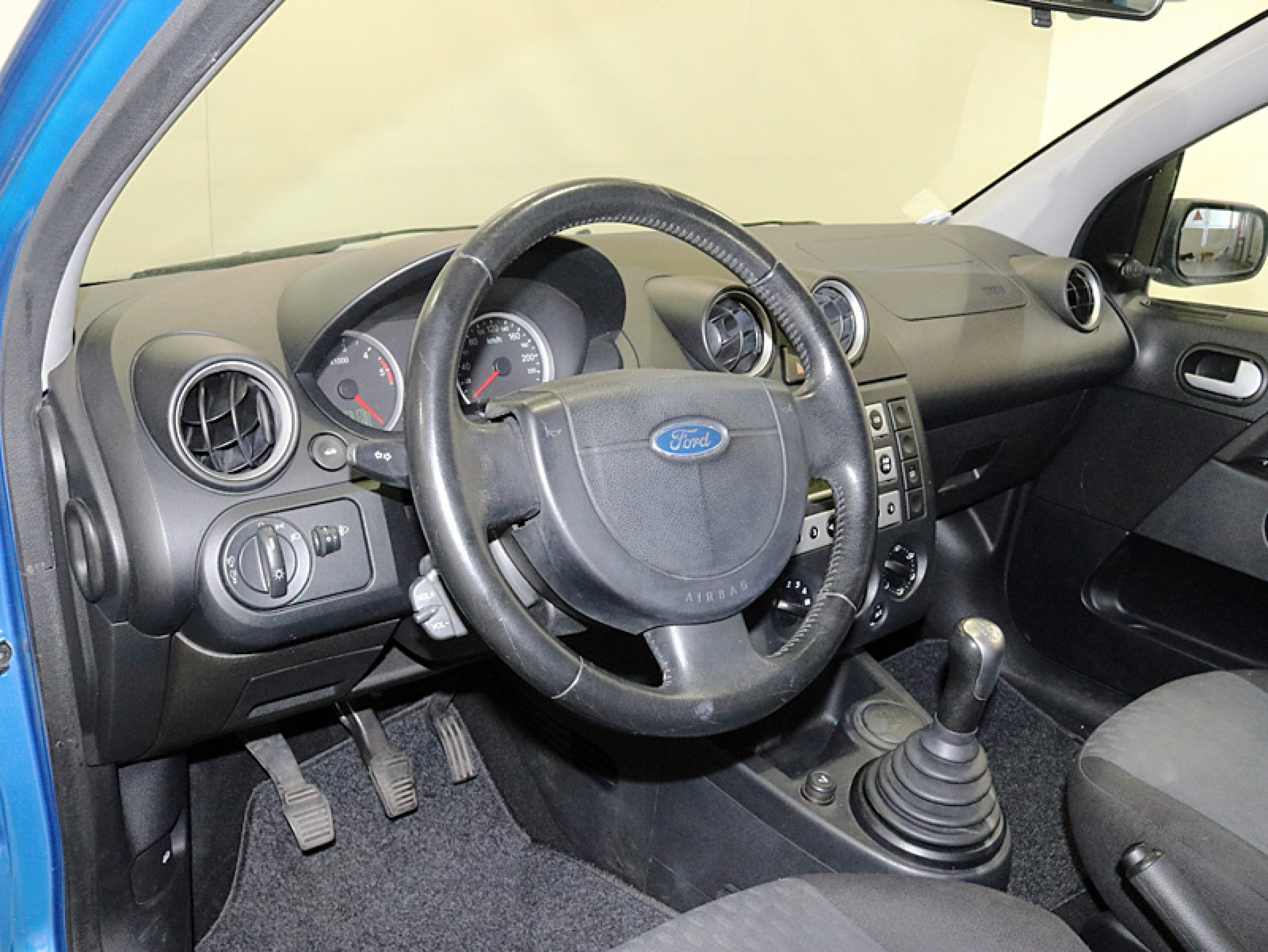 Foto Ford Fiesta 14