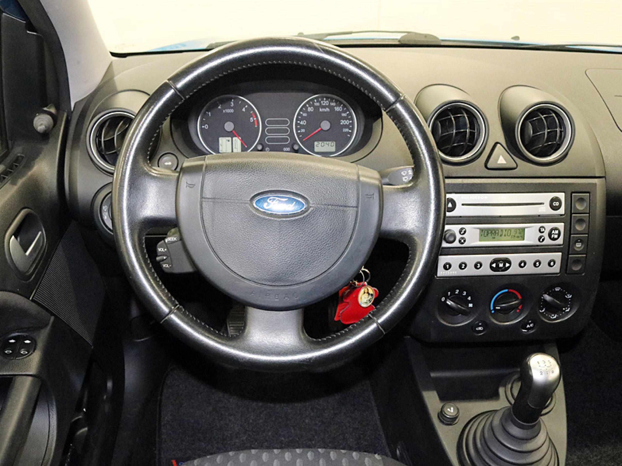 Foto Ford Fiesta 16