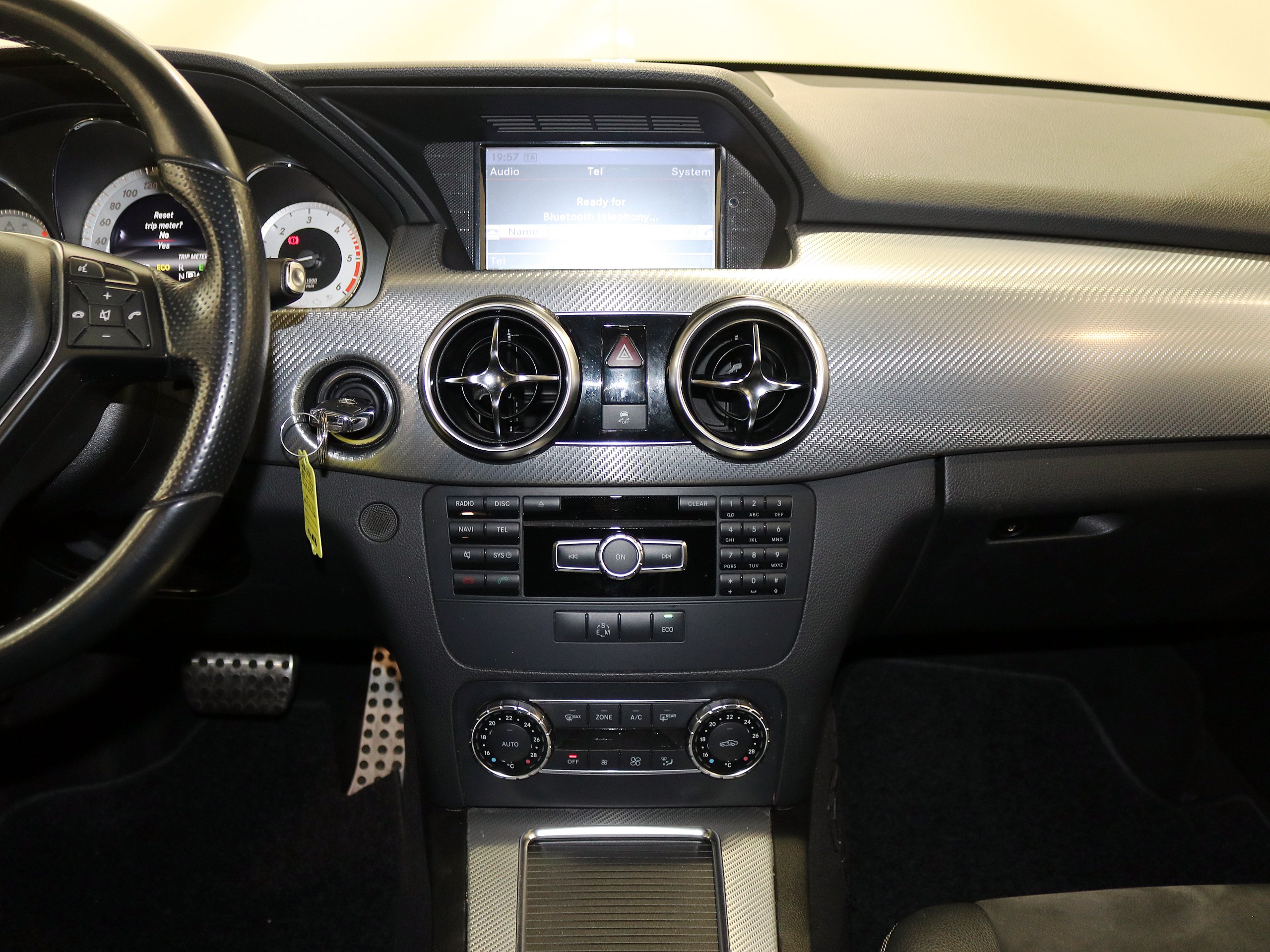 Foto Mercedes-Benz GLK 220 23