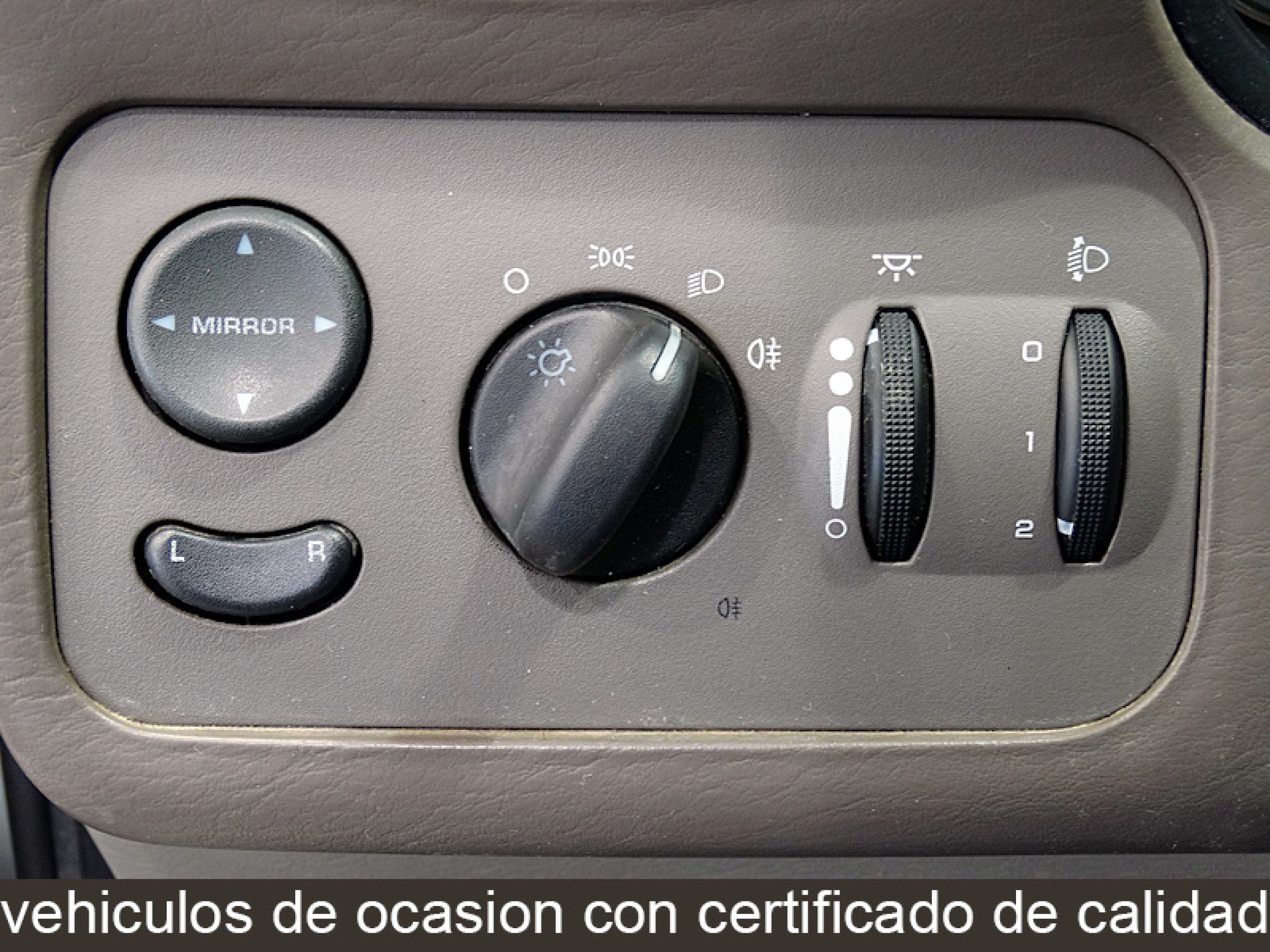 Foto Chrysler Voyager 21 Foto Chrysler Voyager 21