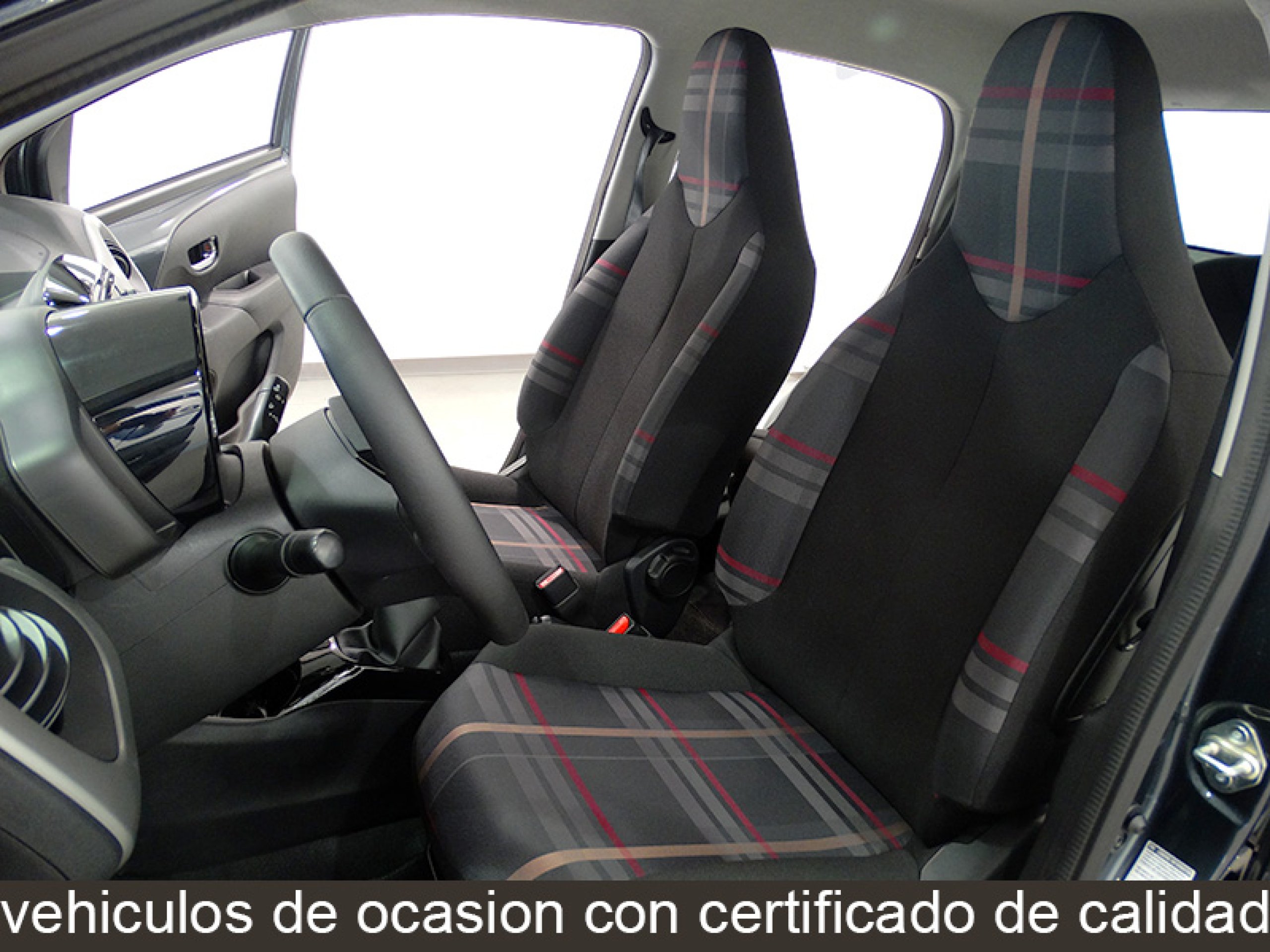 Foto Peugeot 108 18