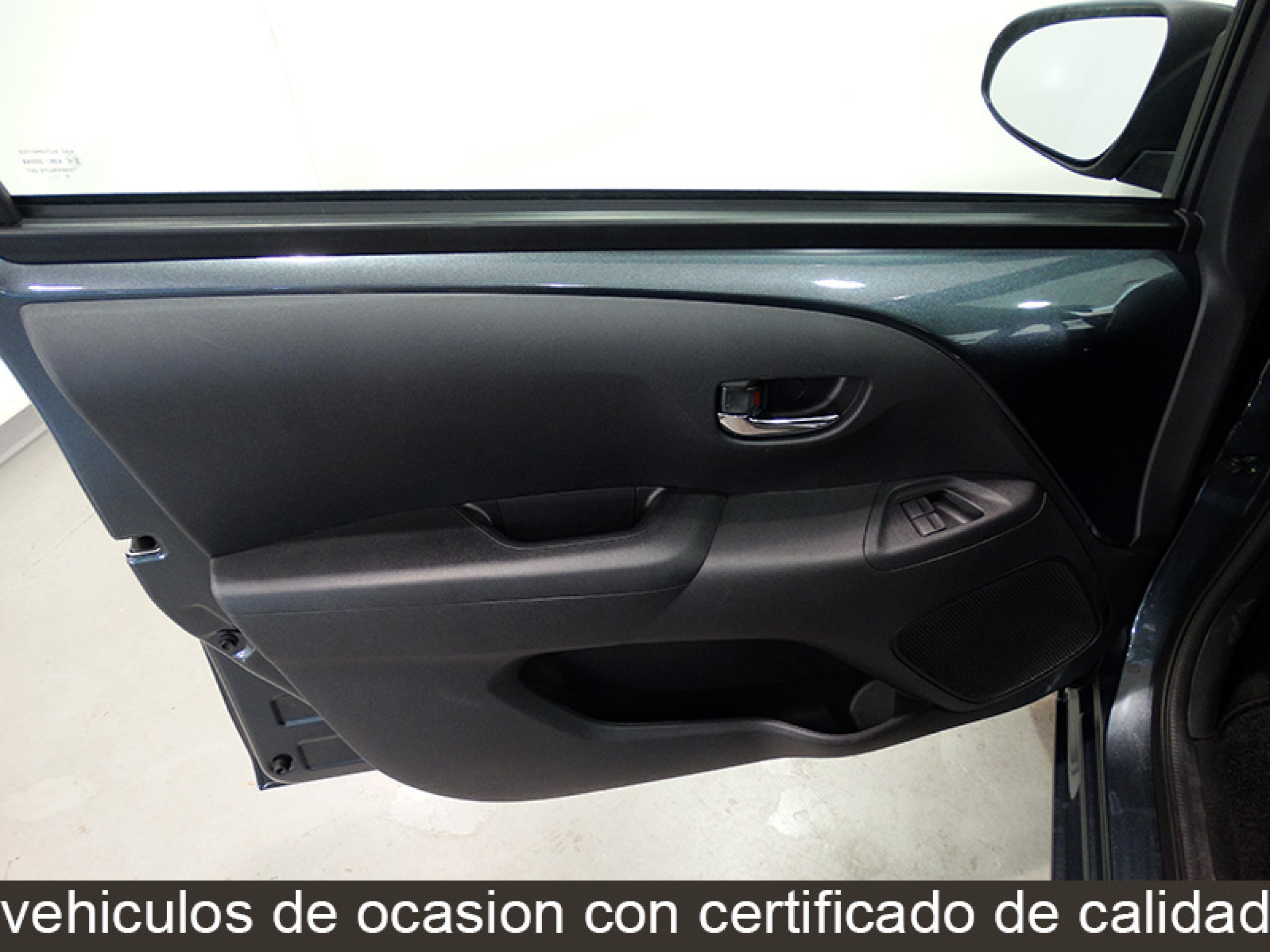 Foto Peugeot 108 21