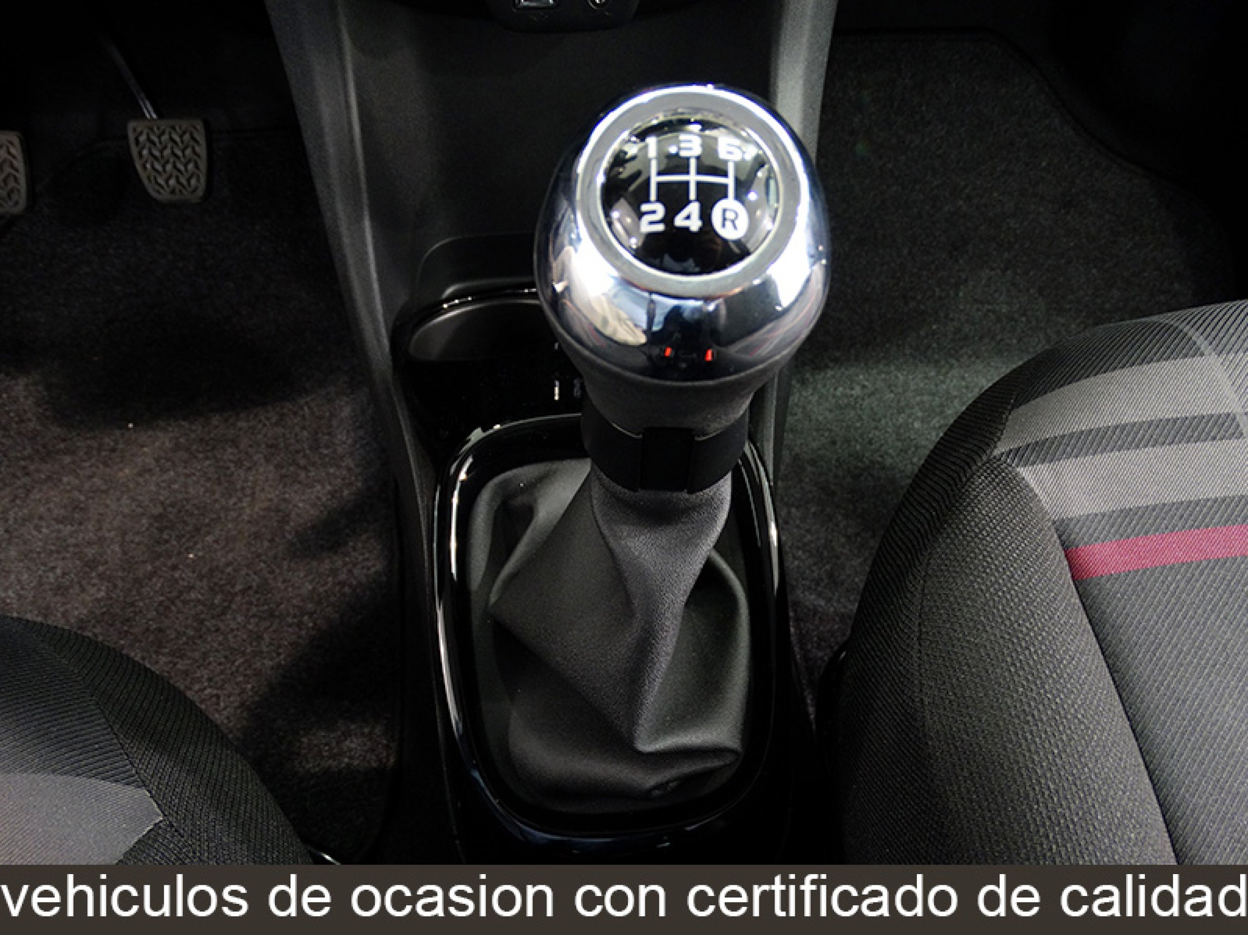 Foto Peugeot 108 28