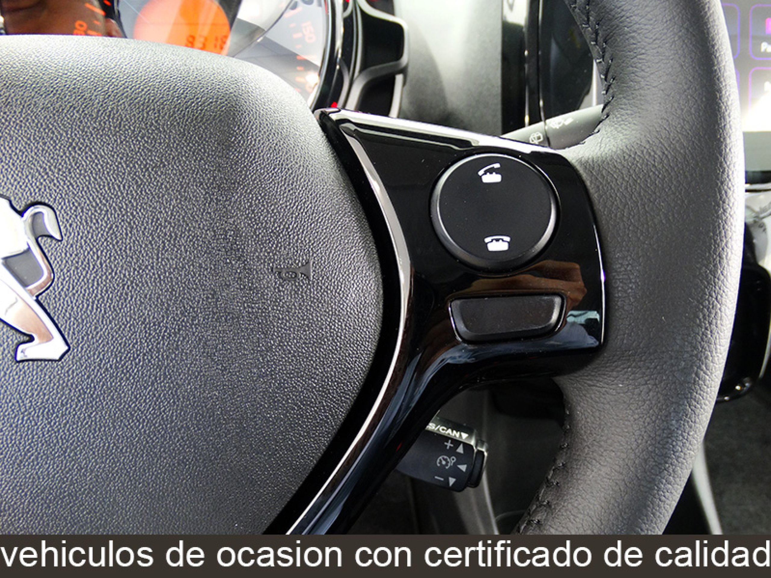 Foto Peugeot 108 31